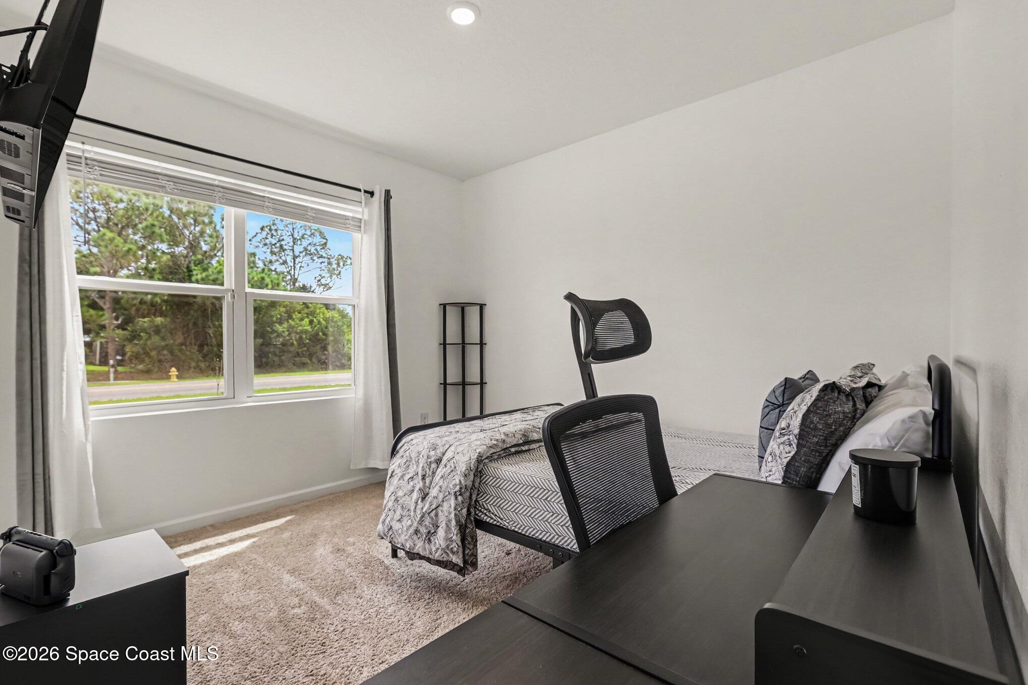 1342 Jupiter Boulevard Nw Property Photo 13