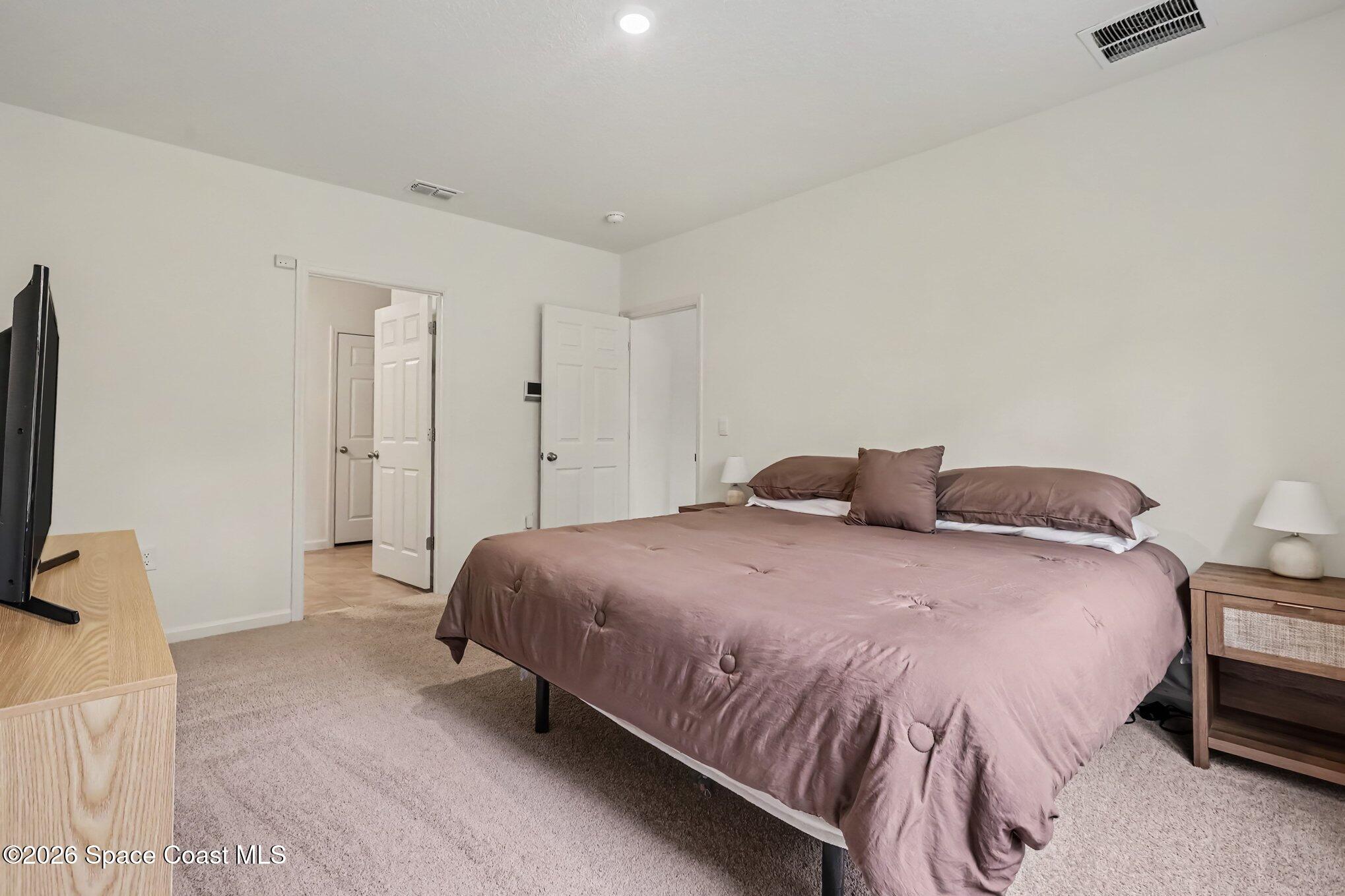 1342 Jupiter Boulevard Nw Property Photo 15