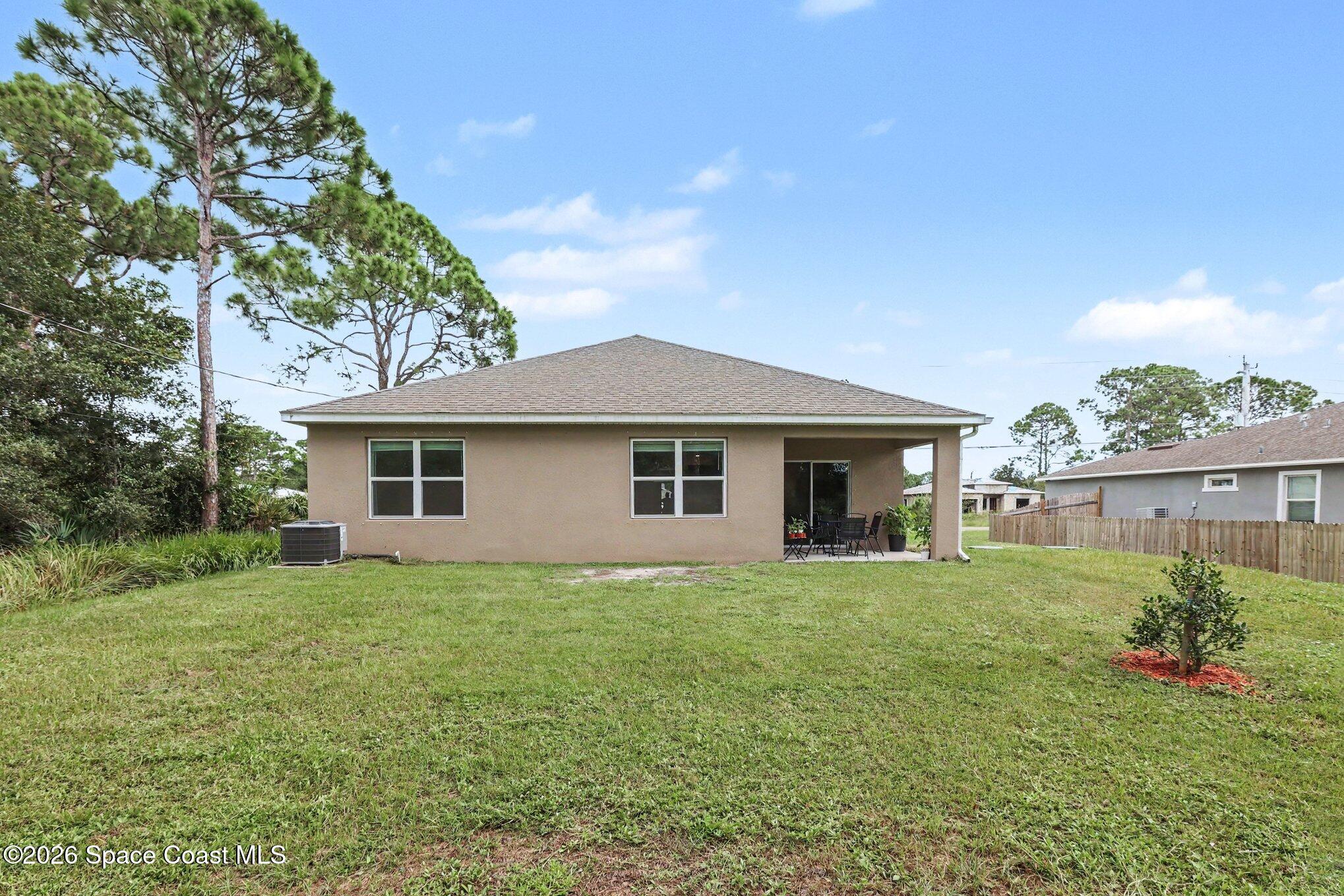 1342 Jupiter Boulevard Nw Property Photo 25