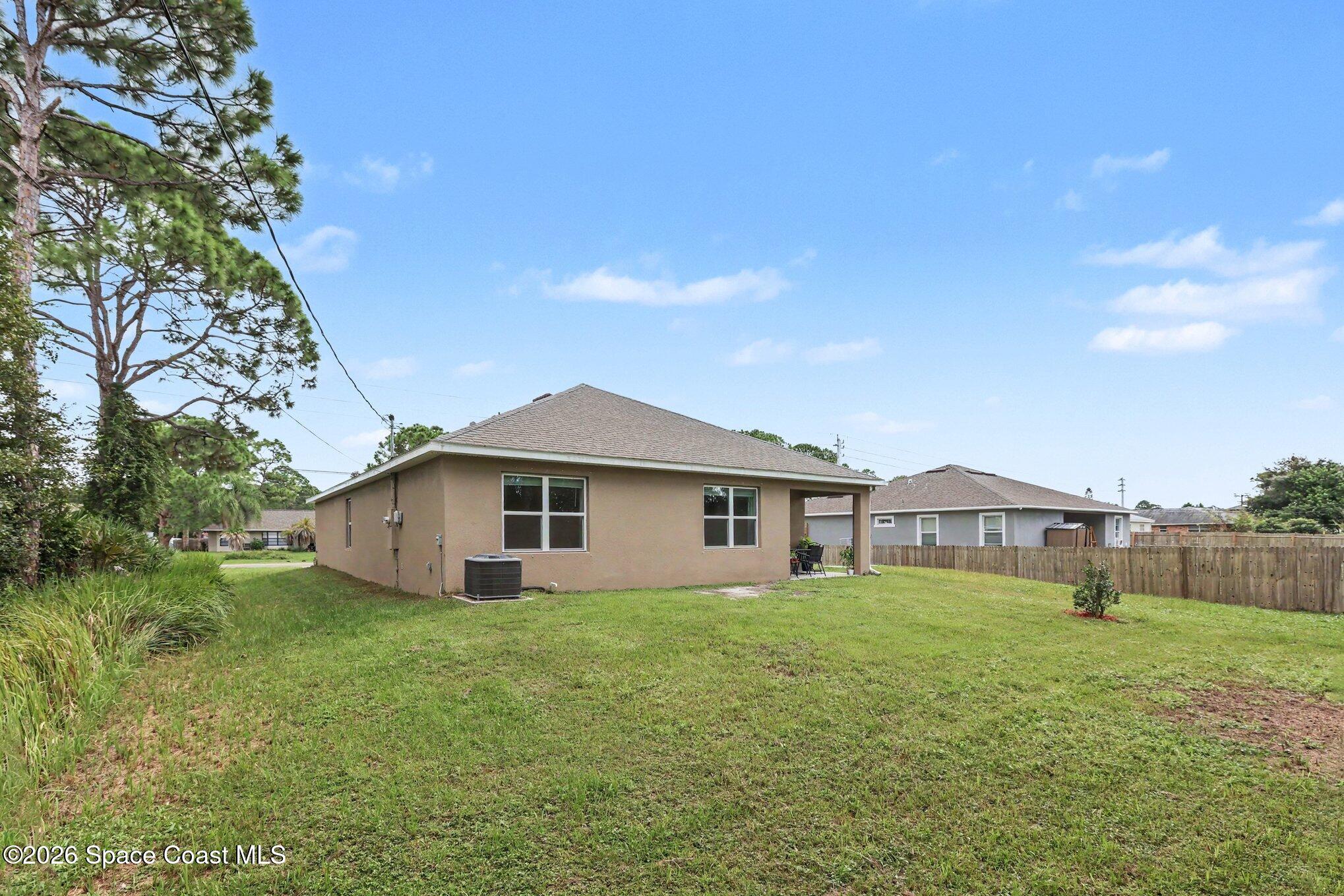 1342 Jupiter Boulevard Nw Property Photo 27