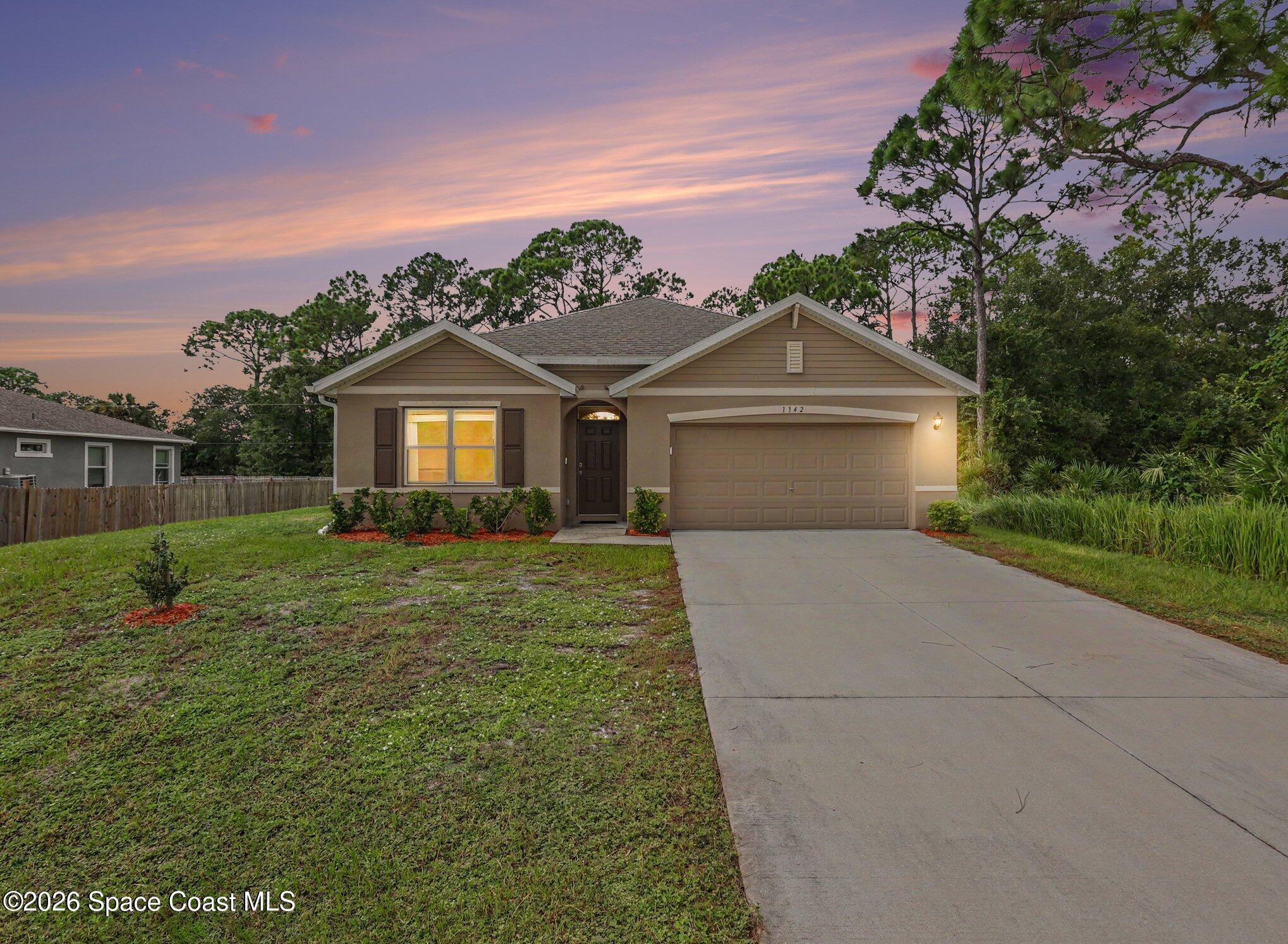 1342 Jupiter Boulevard Nw Property Photo 28