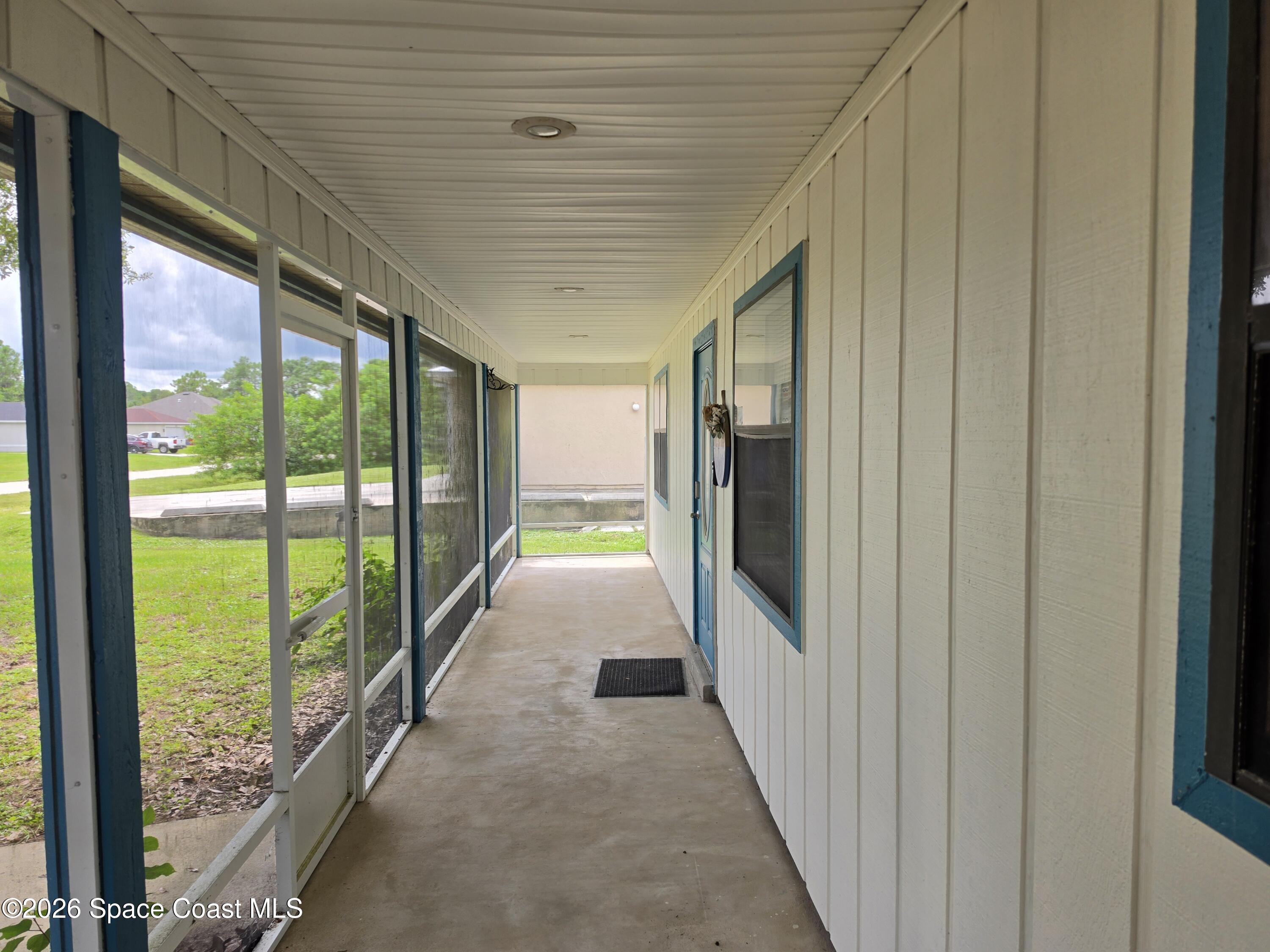8225 97th Court Property Photo 3