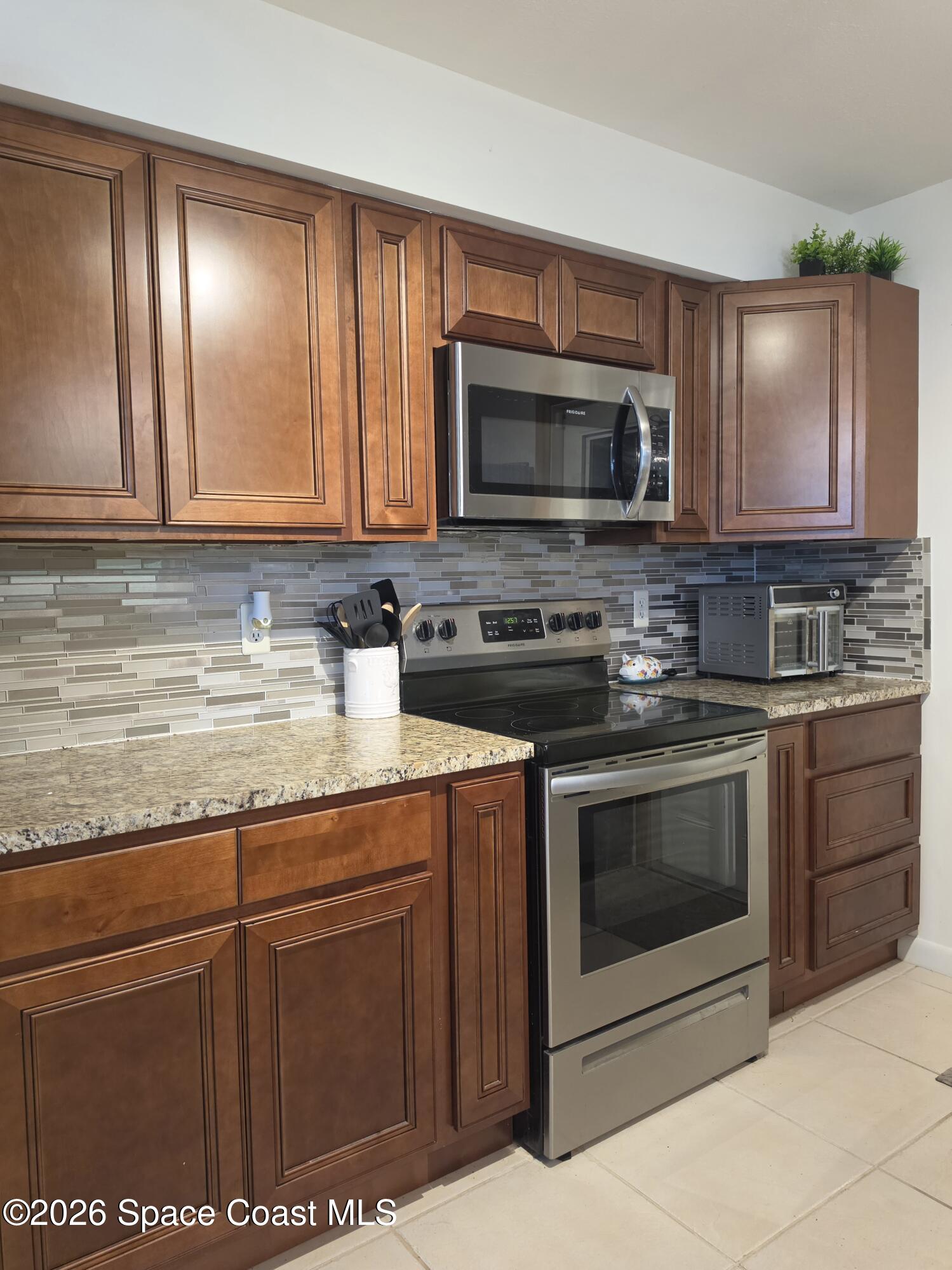 8225 97th Court Property Photo 8