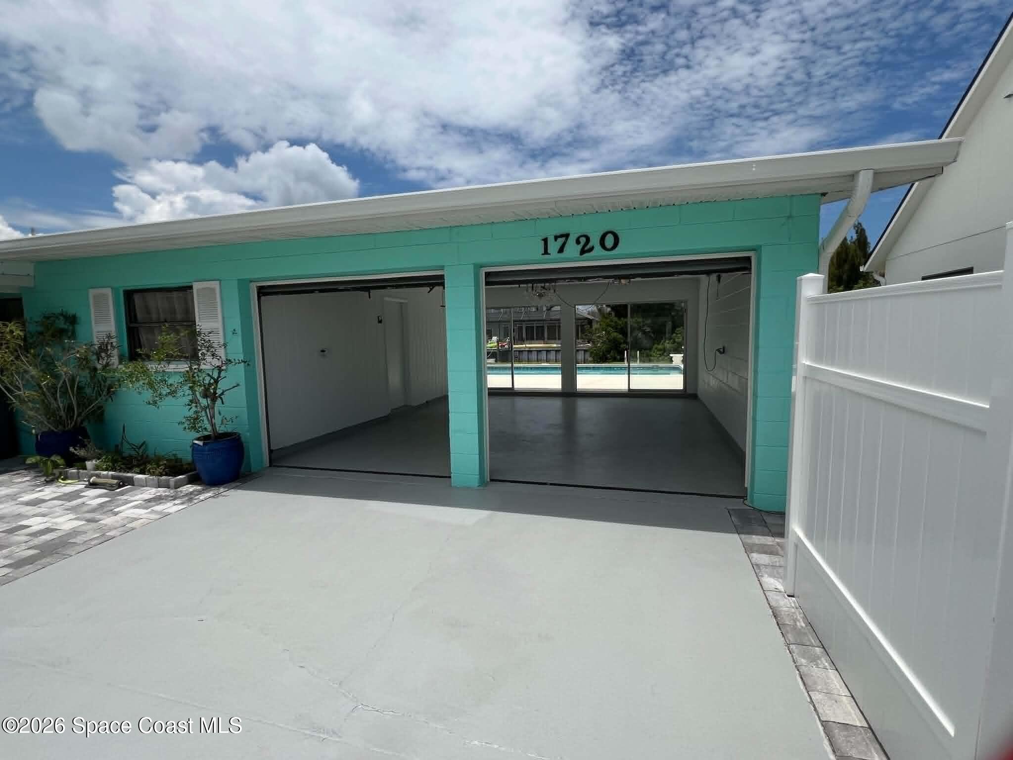 1720 Richardson Road Property Photo 3