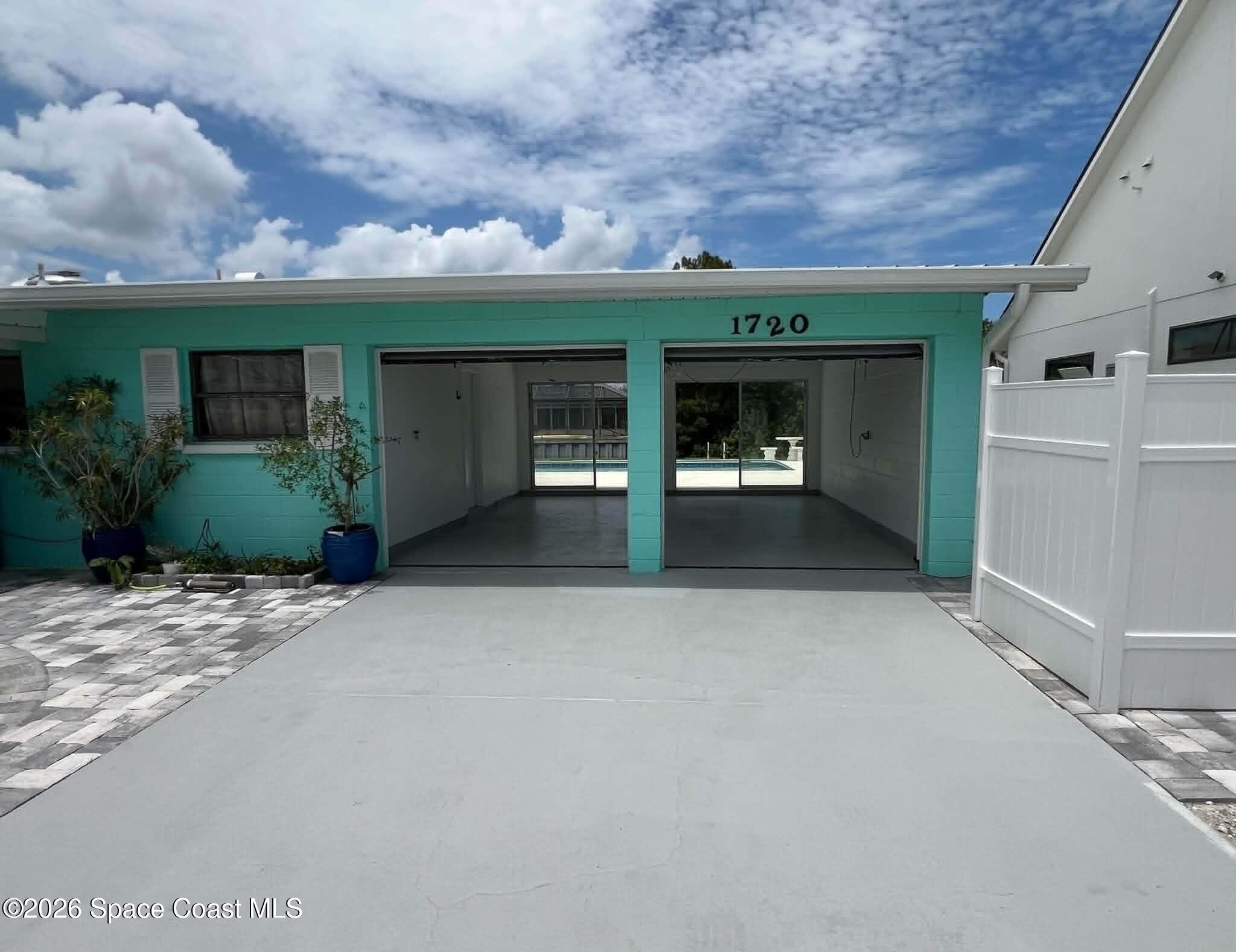 1720 Richardson Road Property Photo 4
