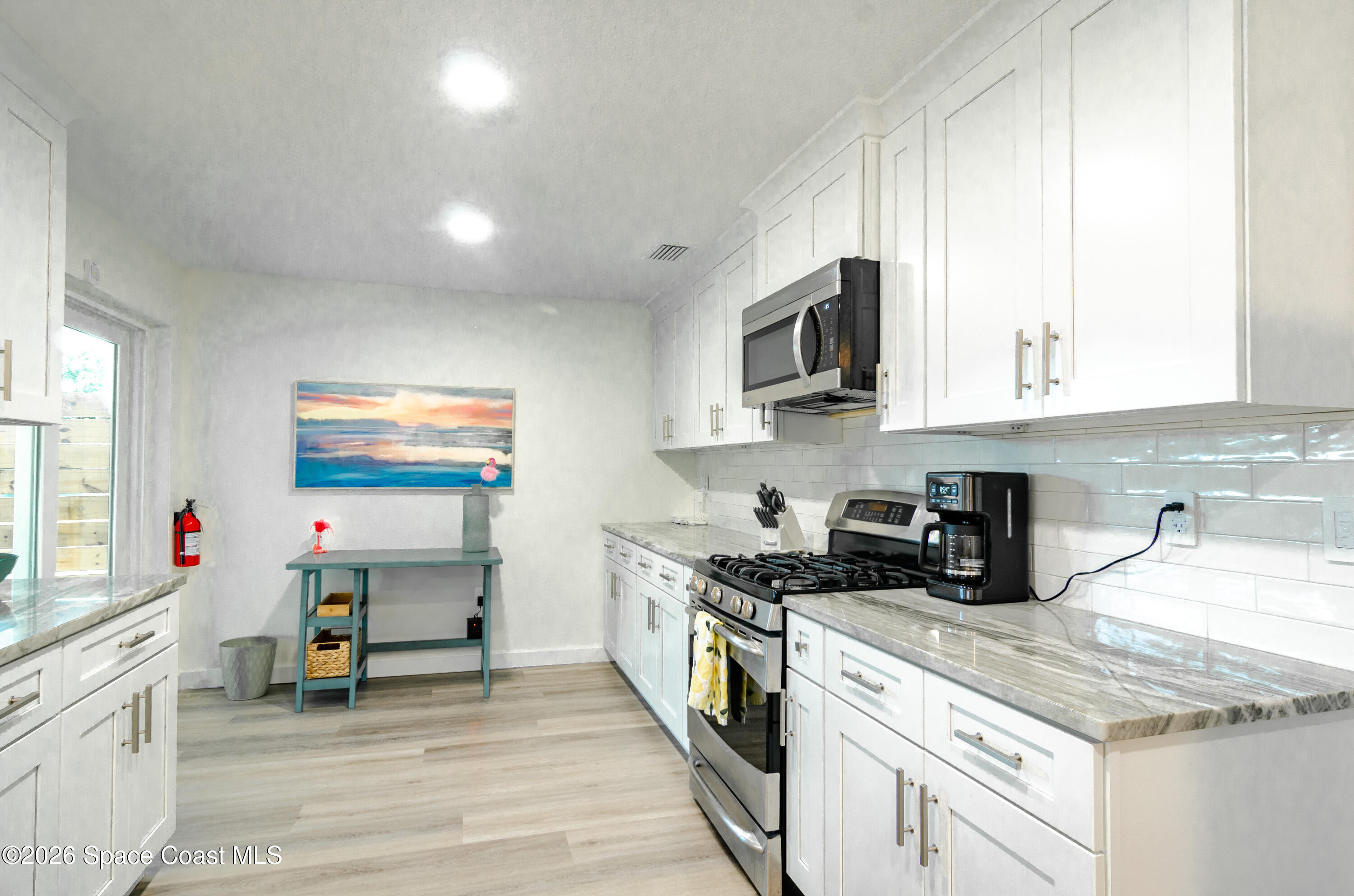 118 Bay Drive N Property Photo 11