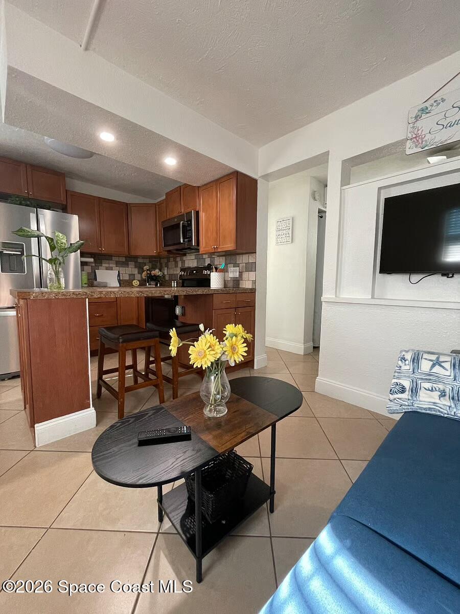 406 Tyler Avenue 5 Property Photo 6