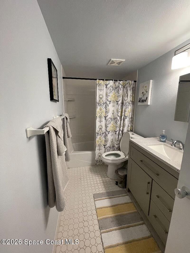 230 Columbia Drive 319 Property Photo 13