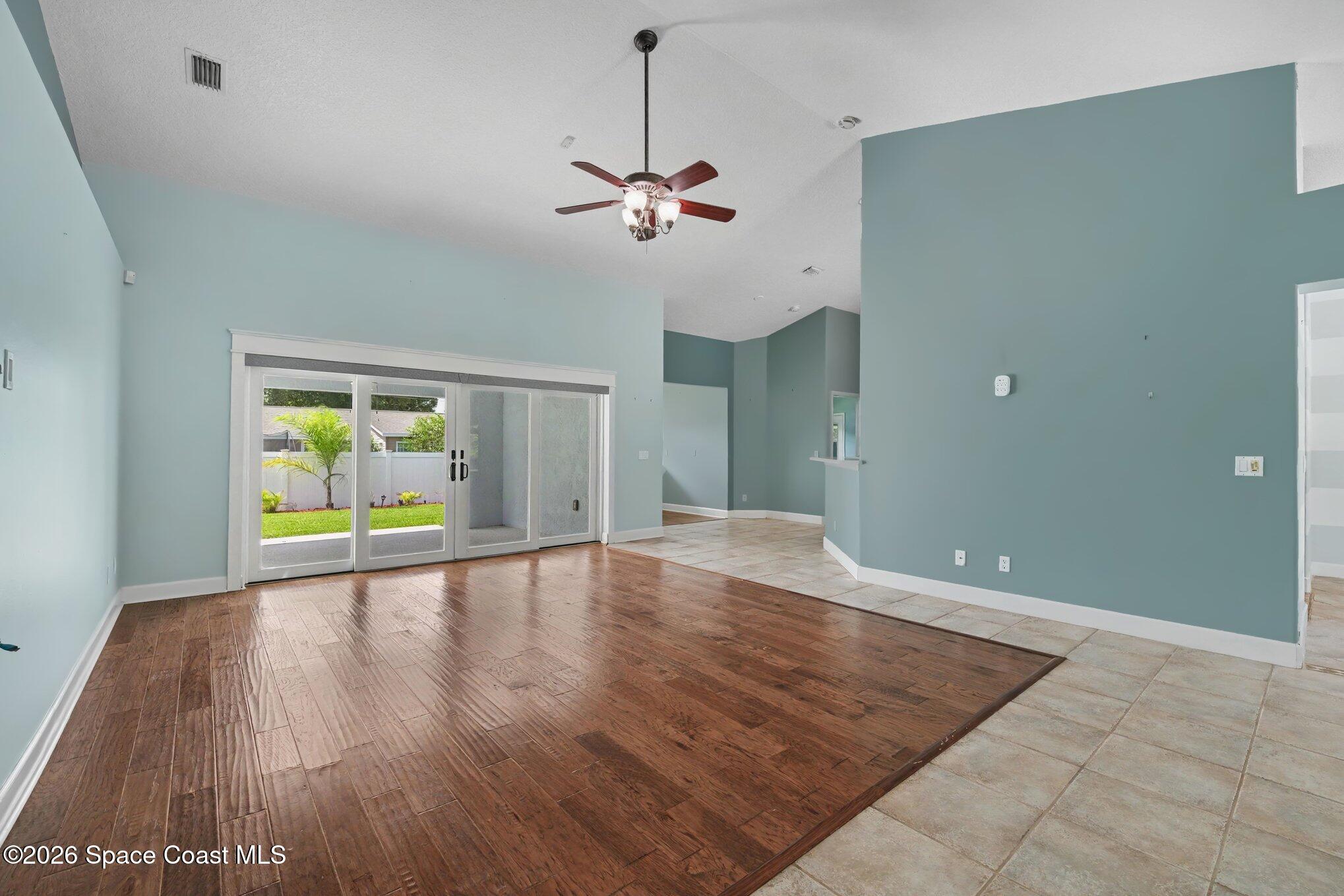 2553 Christopher Drive Property Photo 10