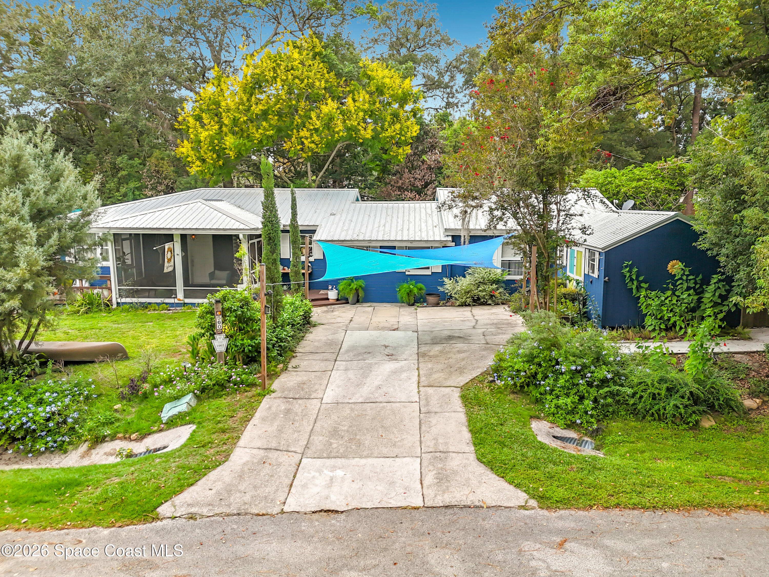 560 Live Oak Avenue Property Photo 1