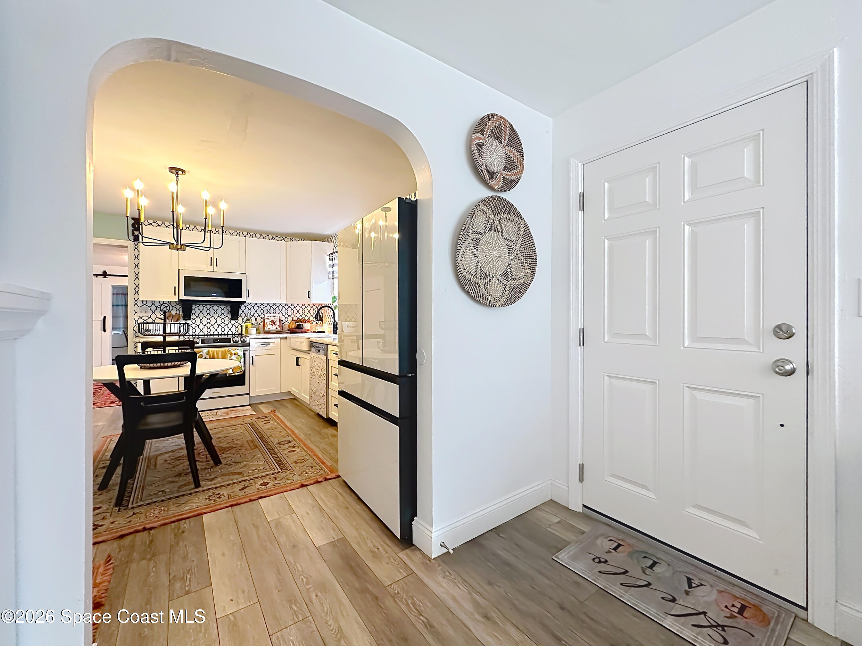560 Live Oak Avenue Property Photo 9