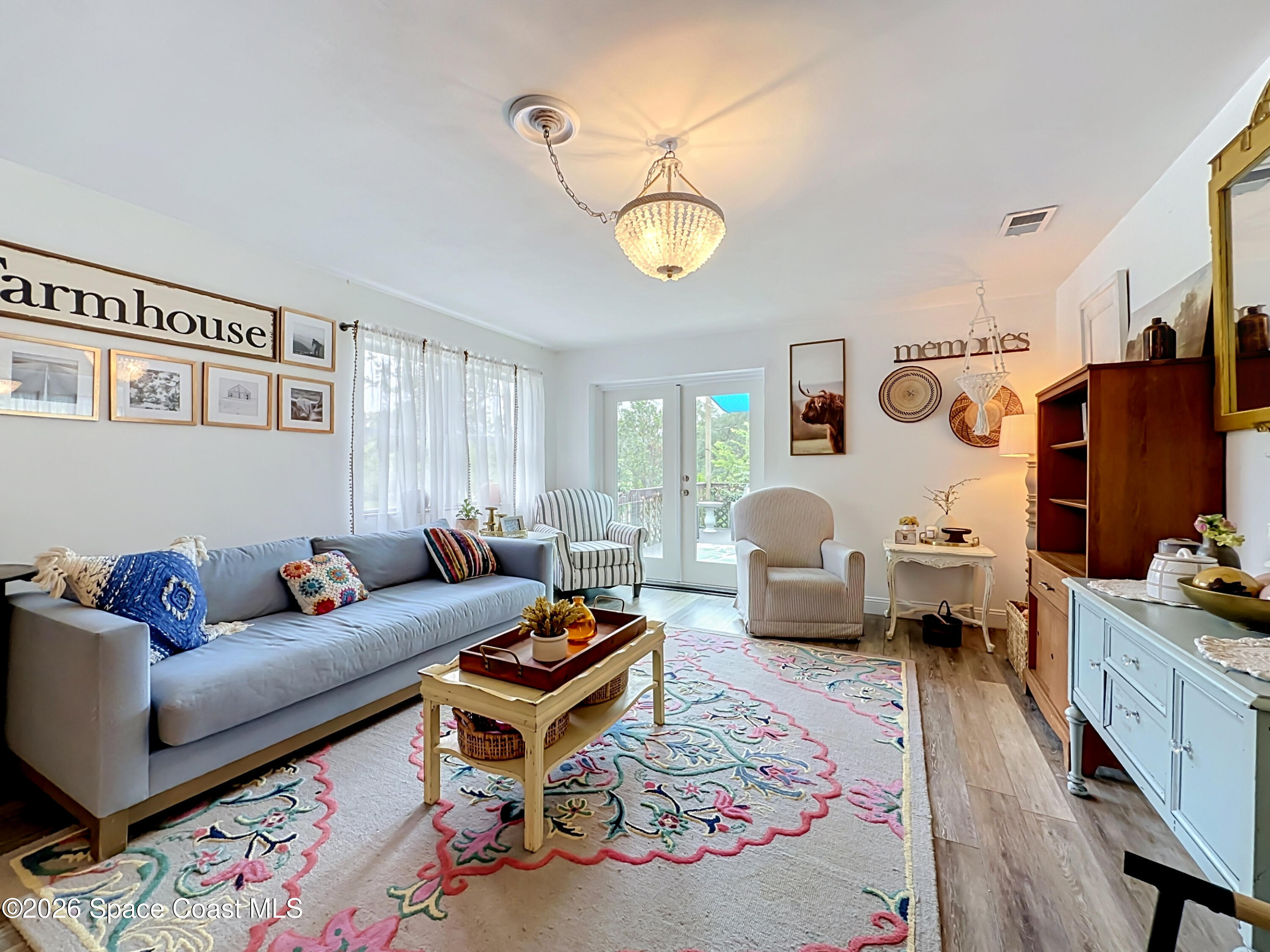 560 Live Oak Avenue Property Photo 11