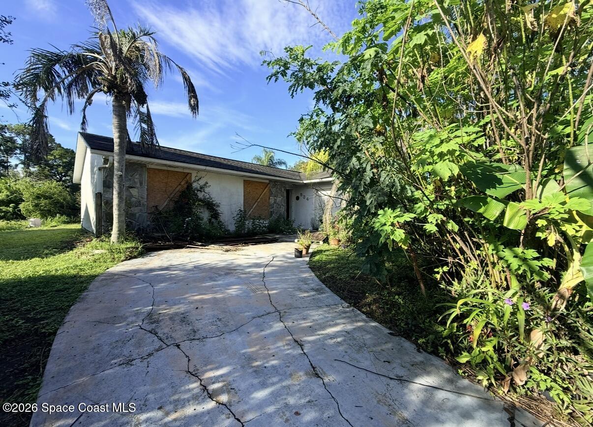 534 Rheine Road Nw Property Photo 3