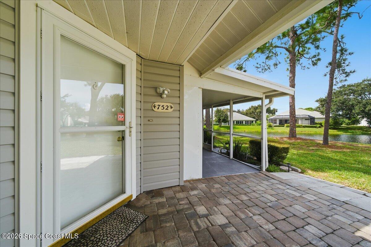752 Players Court Property Photo 4