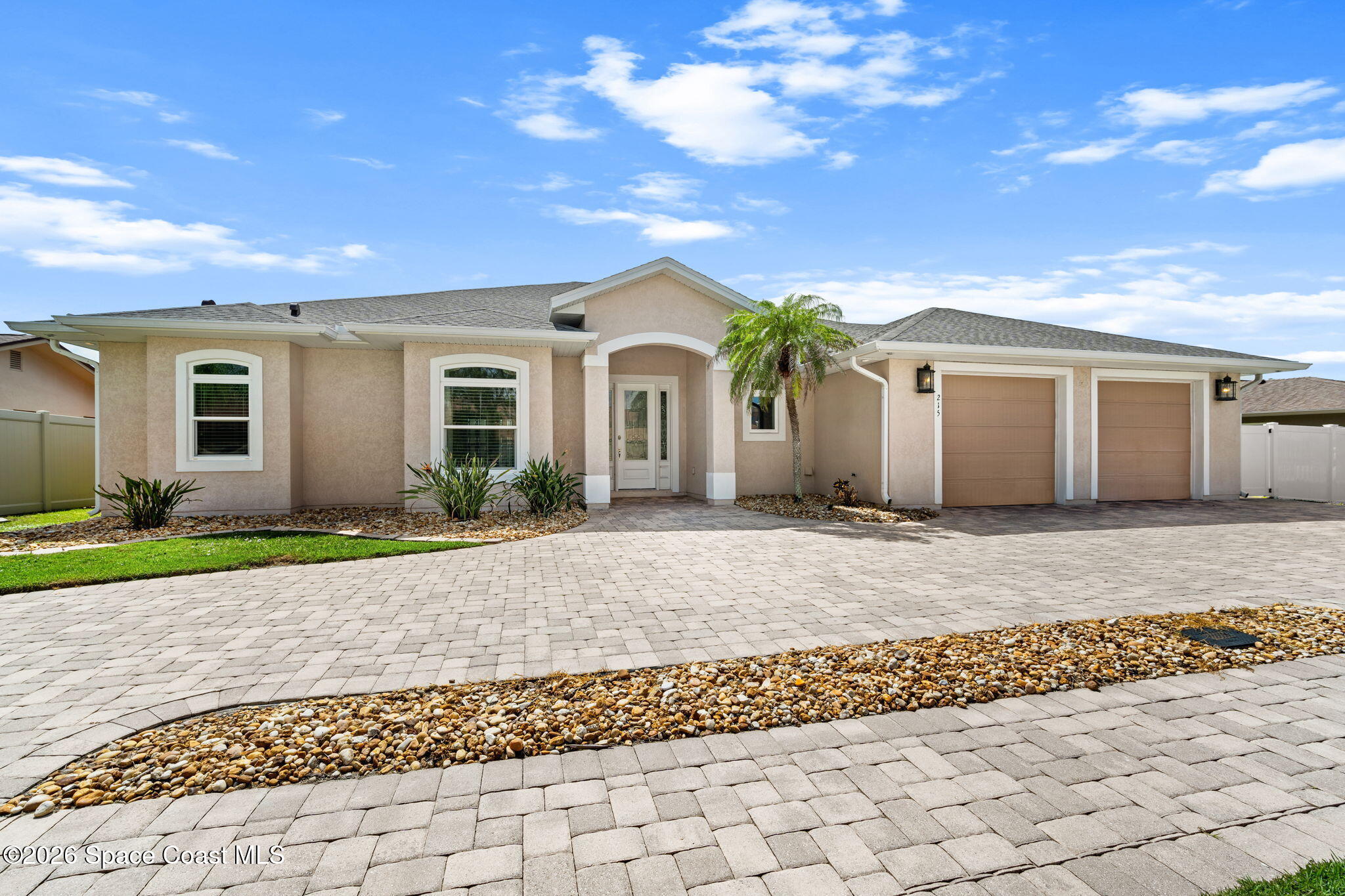 215 Cordoba Court Property Photo 3