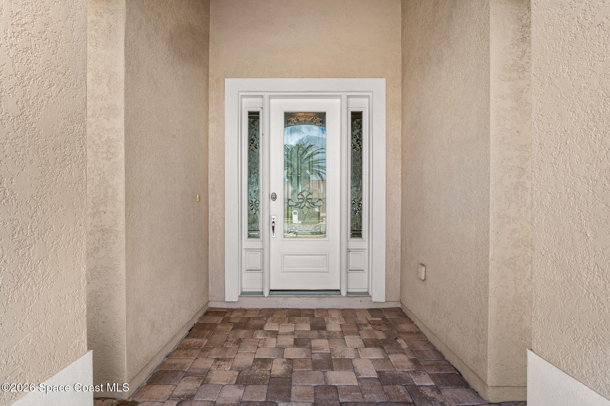 215 Cordoba Court Property Photo 6