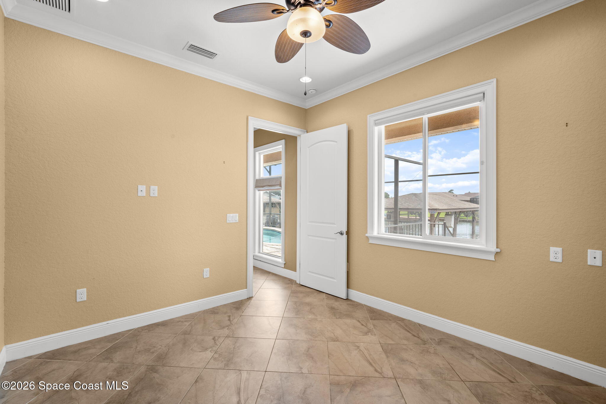 215 Cordoba Court Property Photo 28