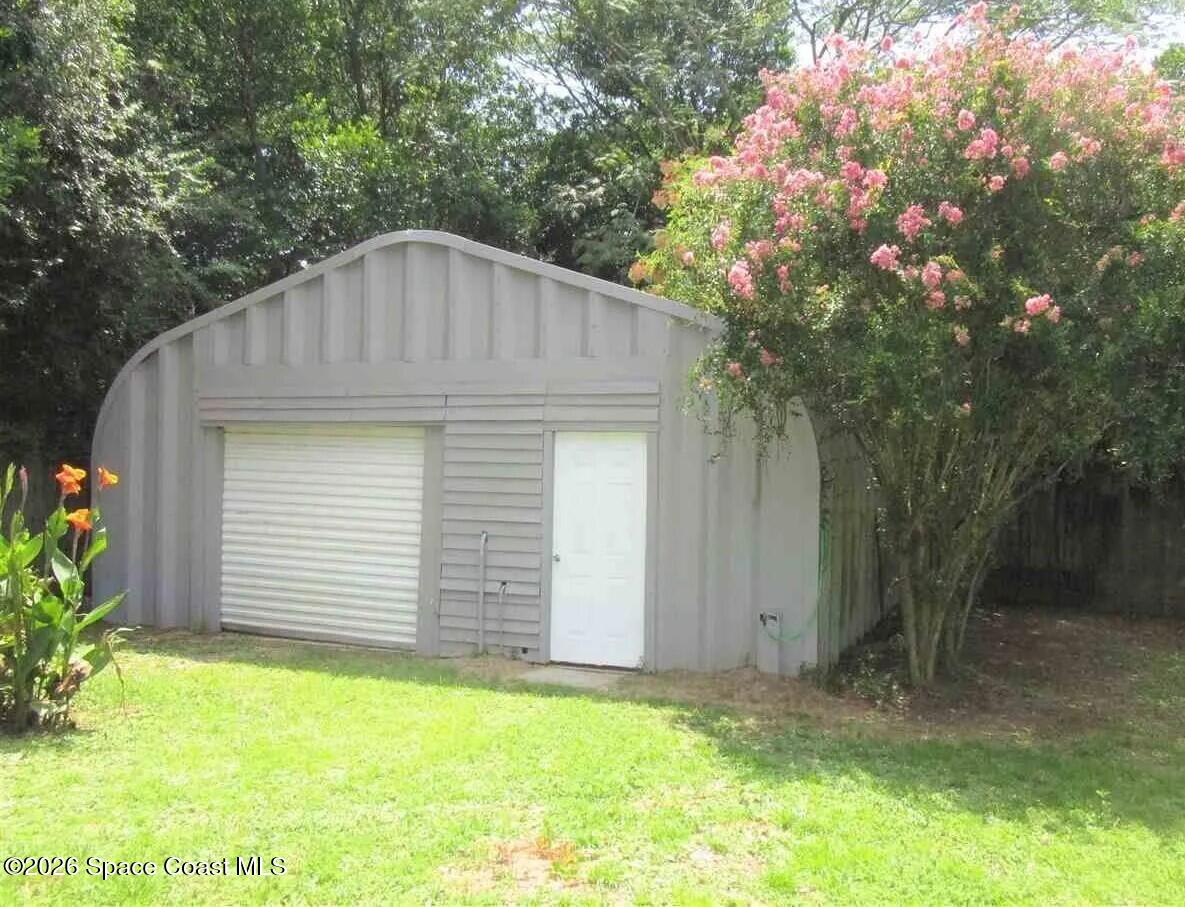 117 Curtiss Drive Property Photo 3