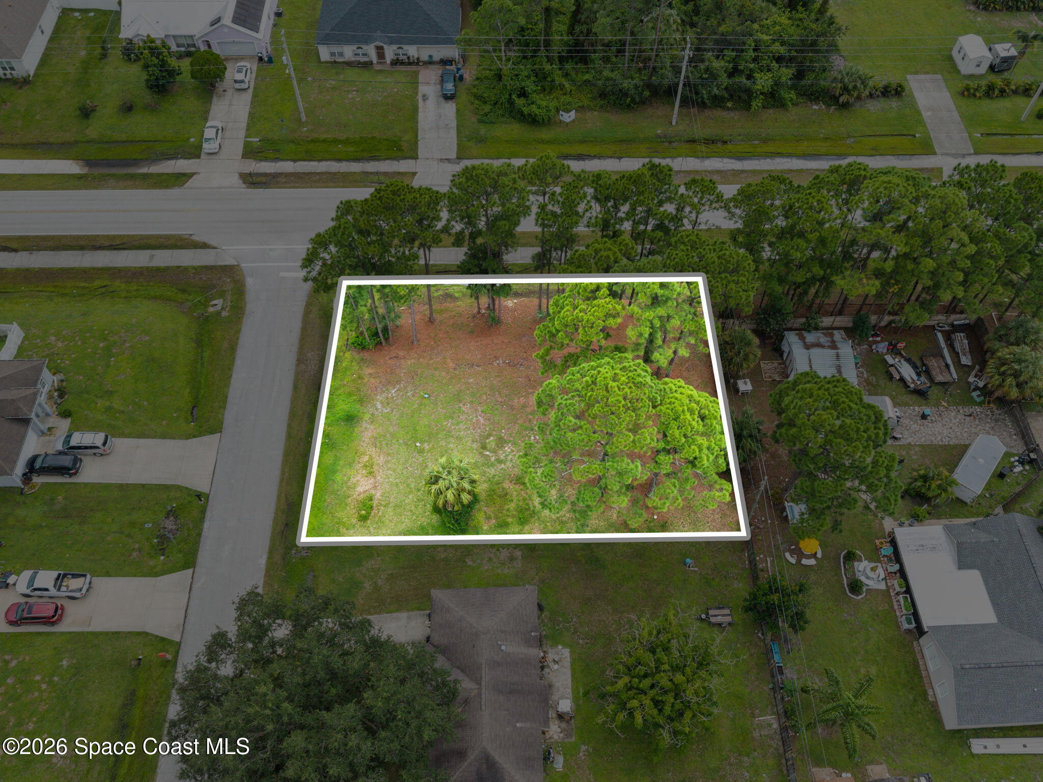 498 Haskell Avenue Se Property Photo 4