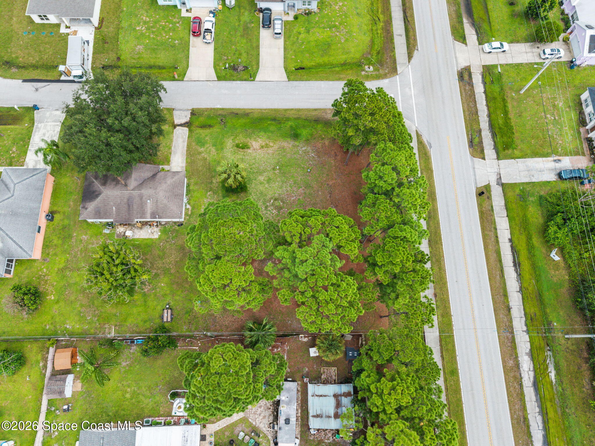 498 Haskell Avenue Se Property Photo 8