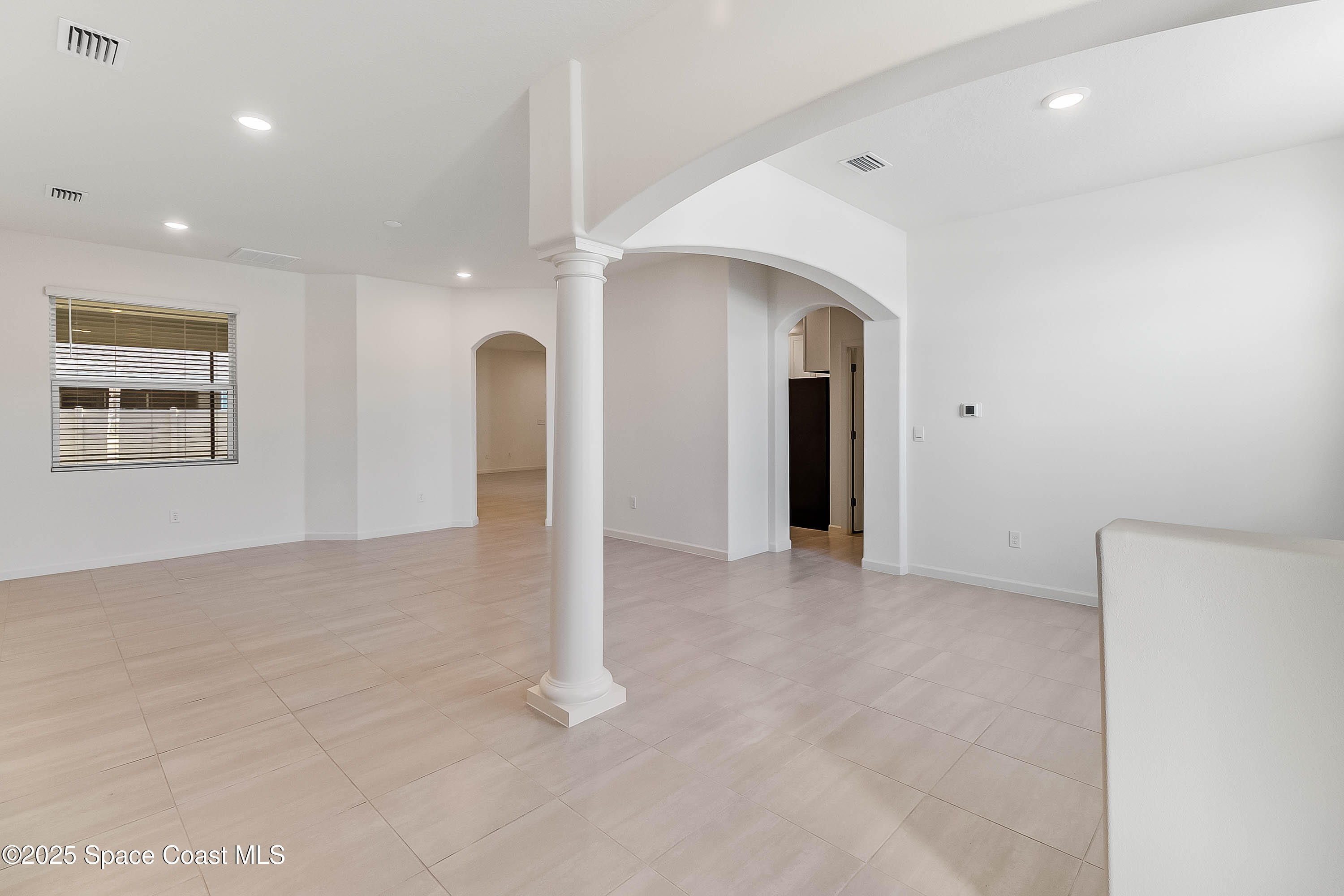 7075 Serpentine Court Property Photo 7
