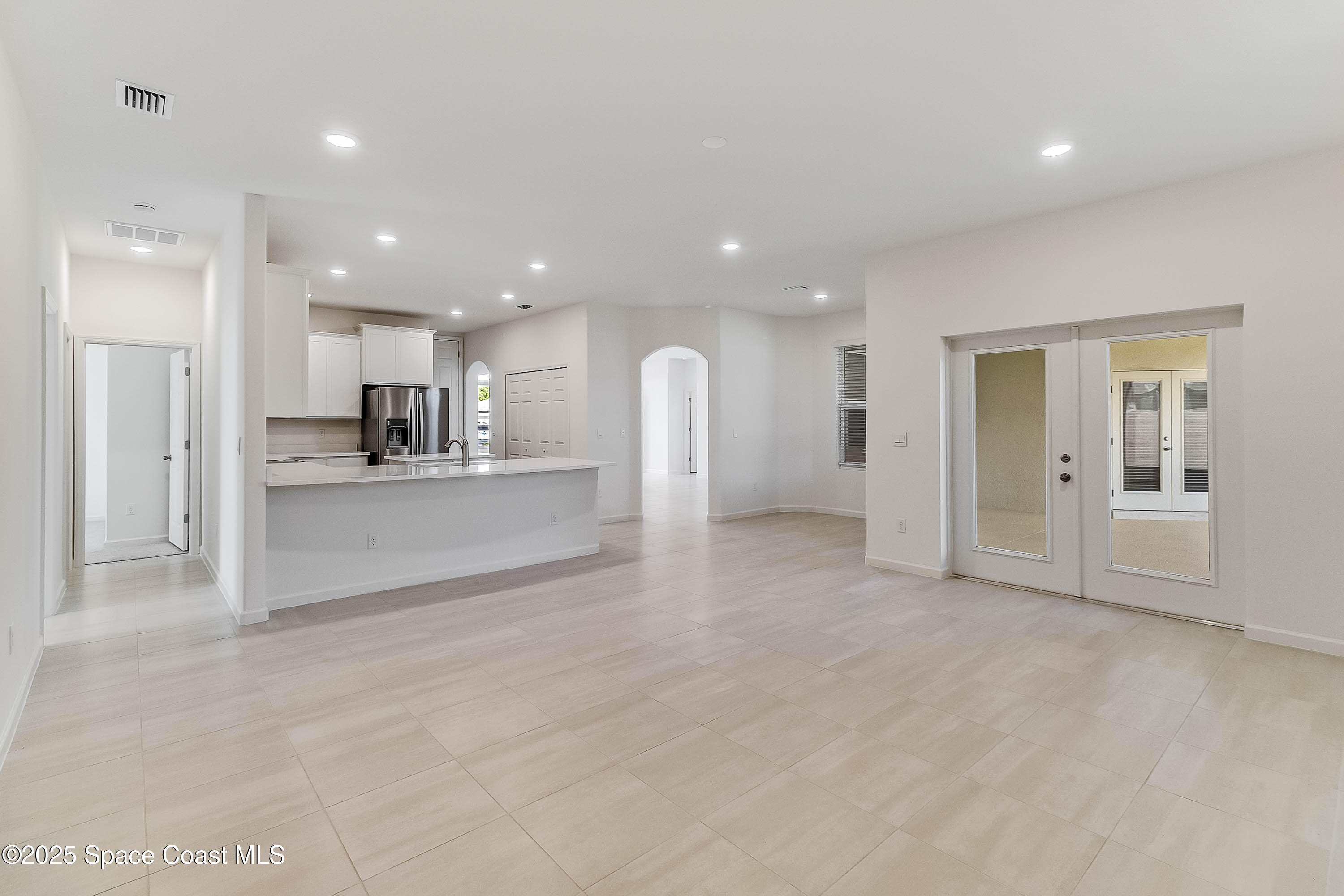 7075 Serpentine Court Property Photo 14