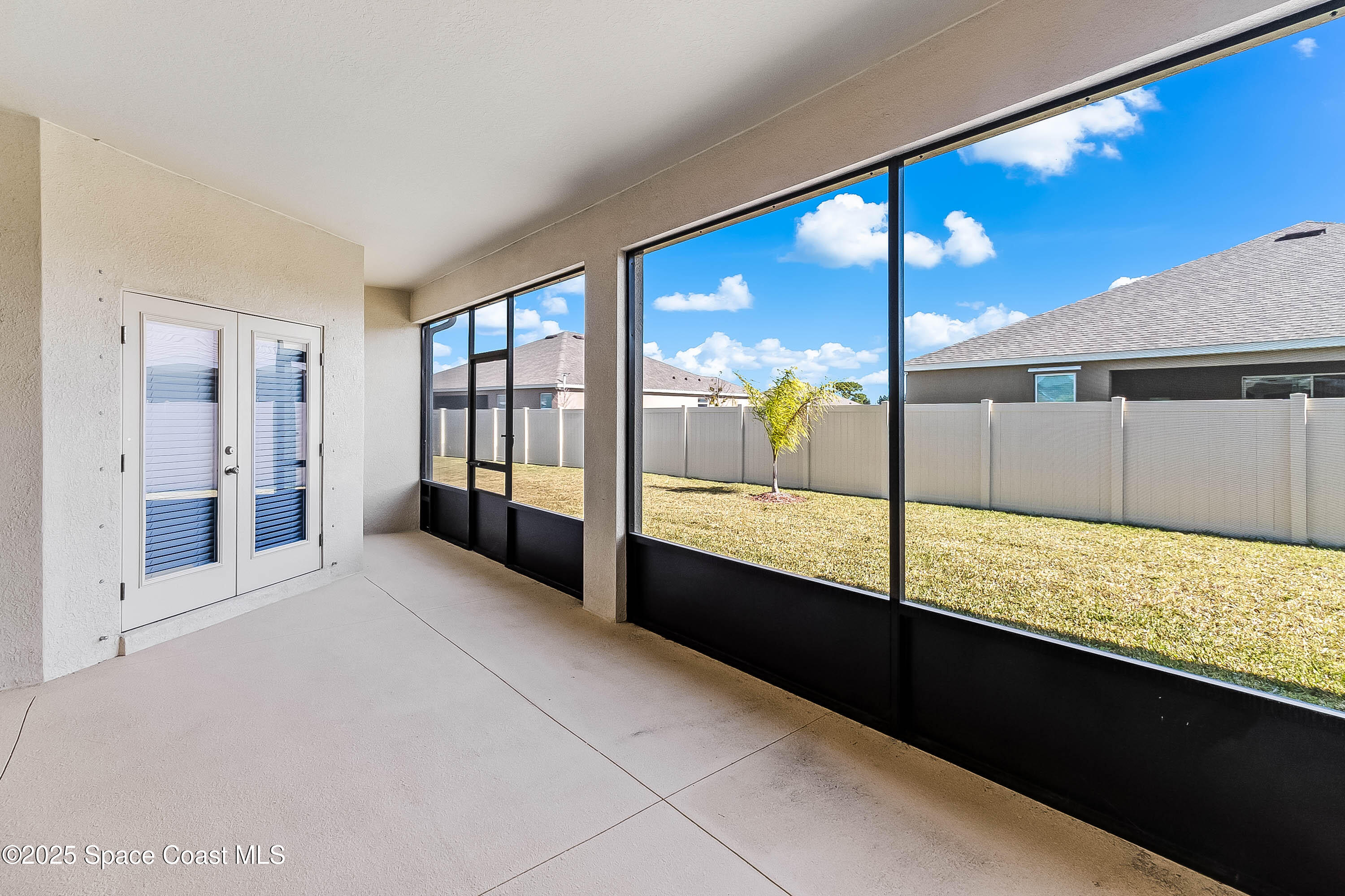 7075 Serpentine Court Property Photo 27