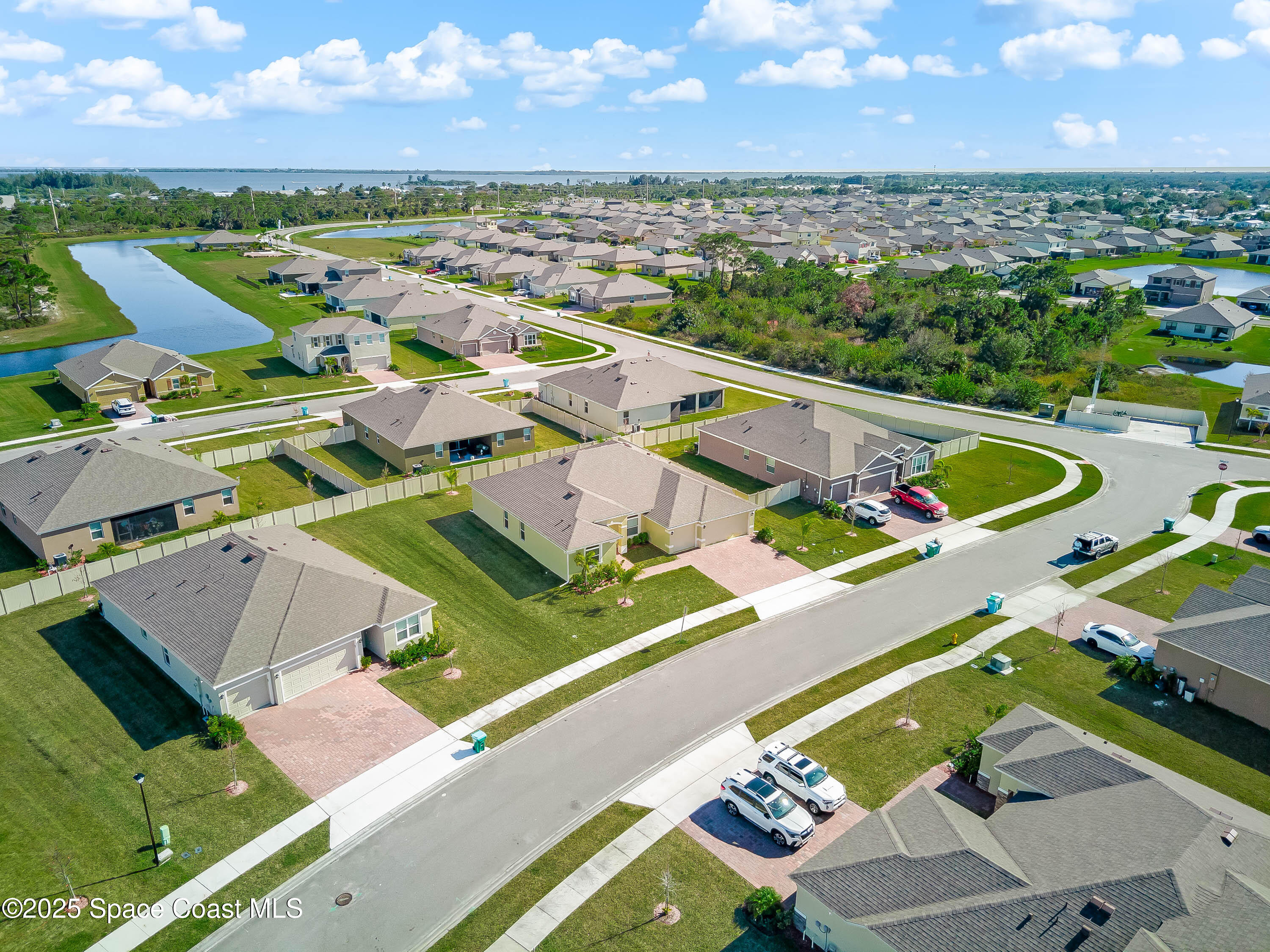 7075 Serpentine Court Property Photo 41