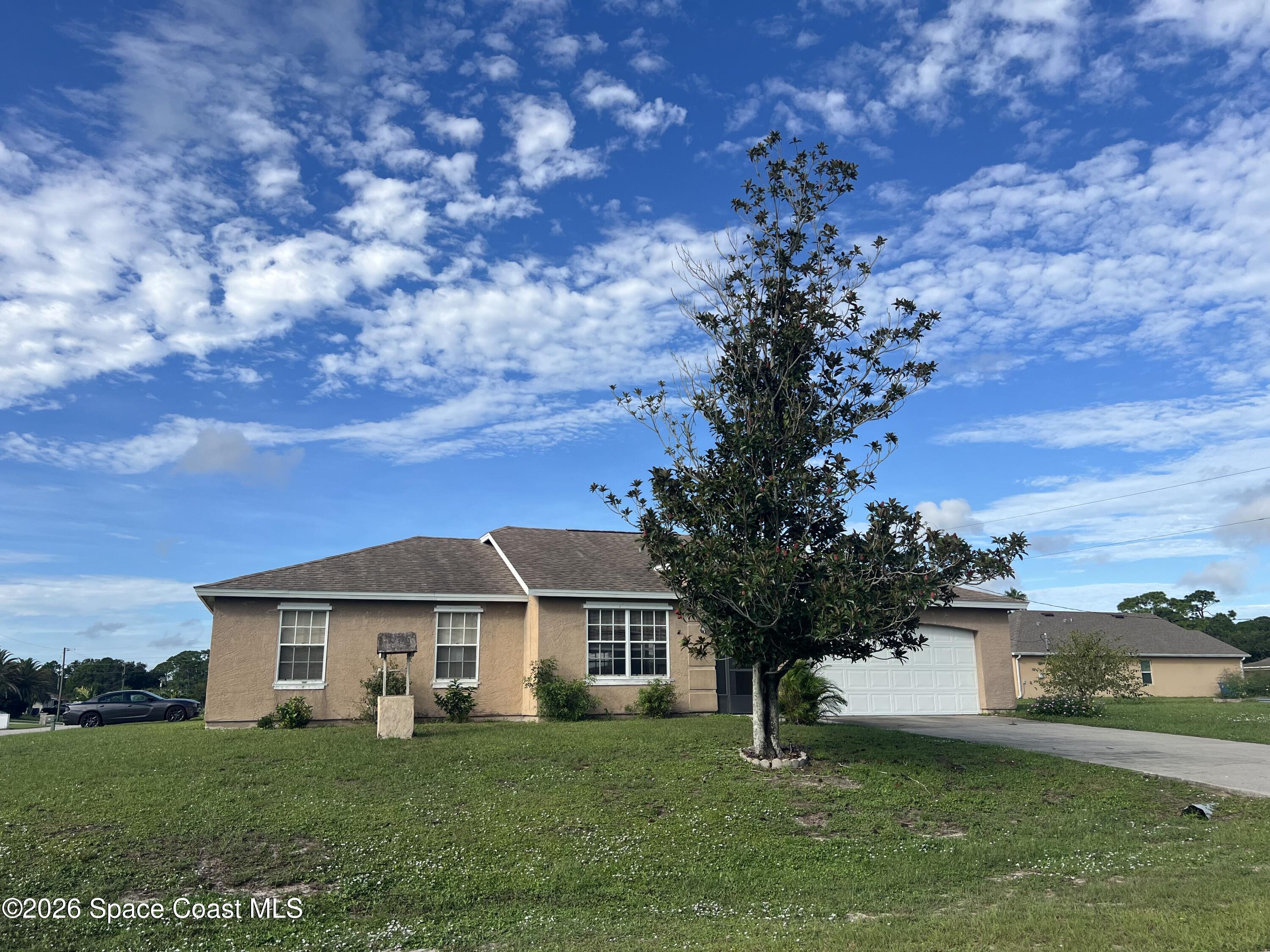 1580 Se Dorsett Lane Se Property Photo 1