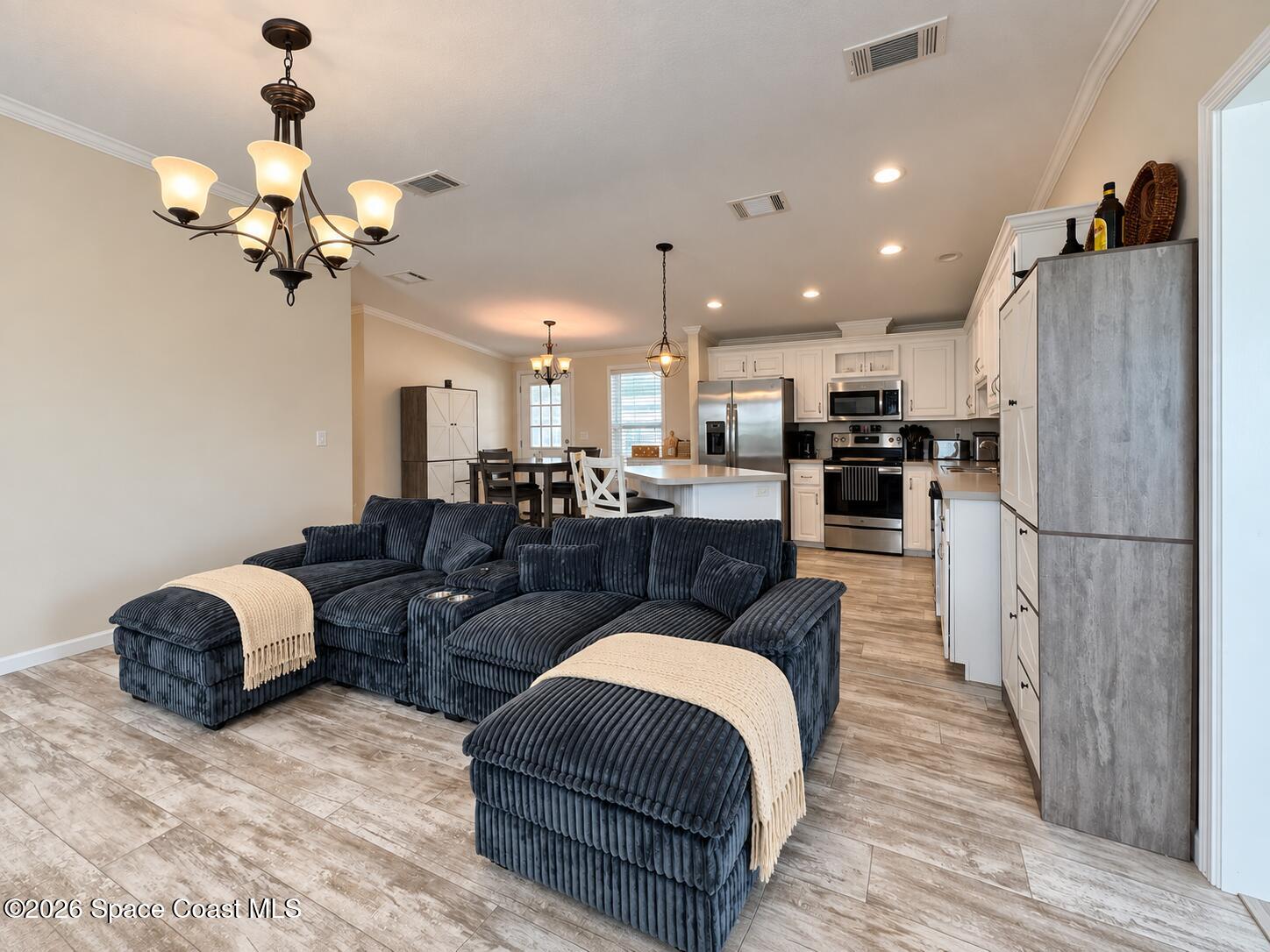 923 Vireo Drive Property Photo 12