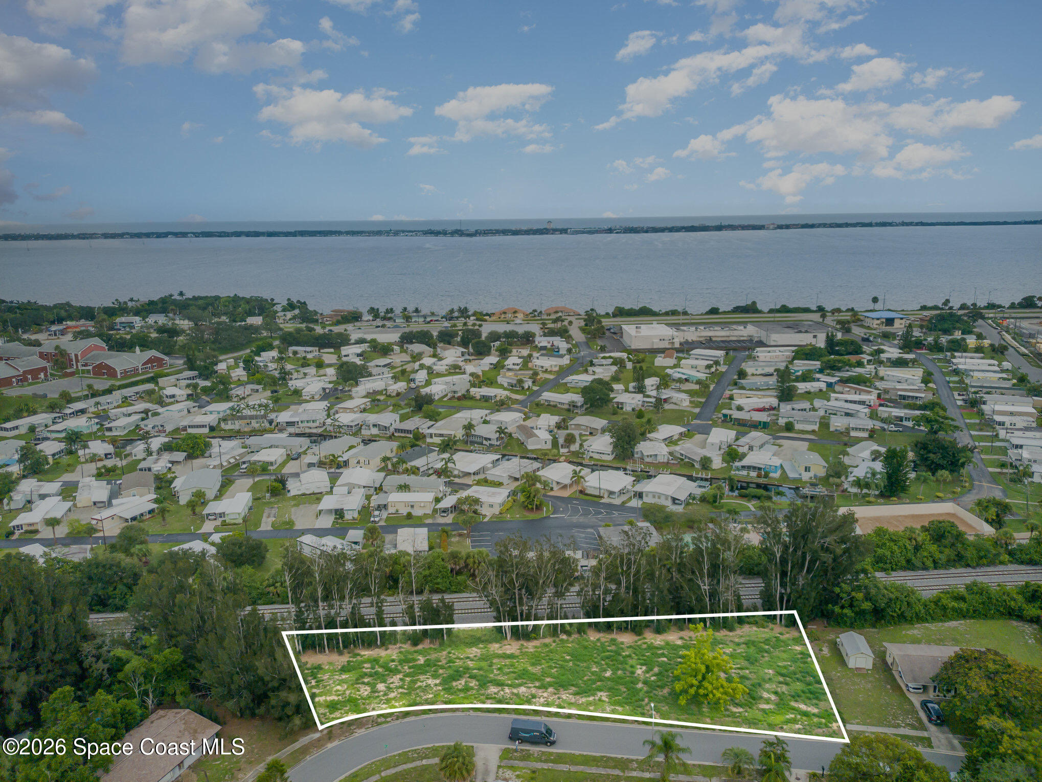 1295 Cabot Drive Ne Property Photo 15