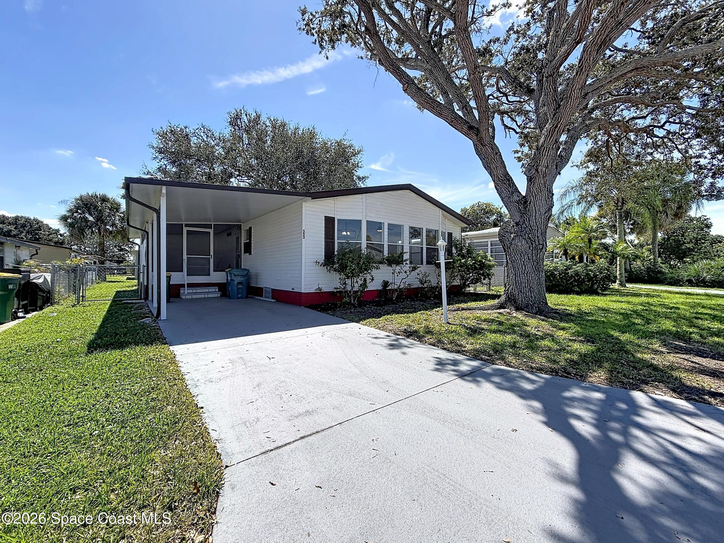 553 N Marlin Circle Property Photo 1