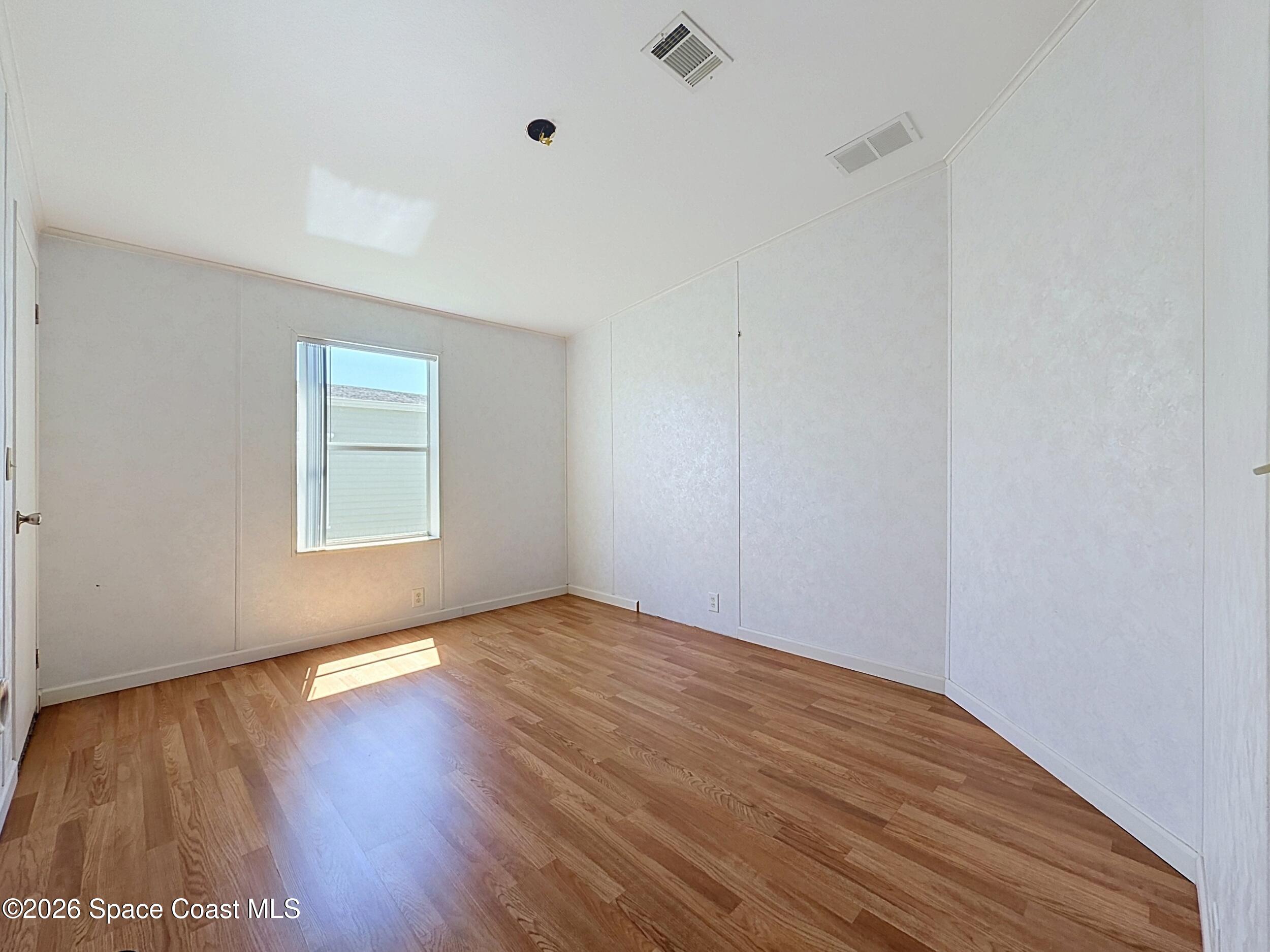 646 Periwinkle Circle Property Photo 12