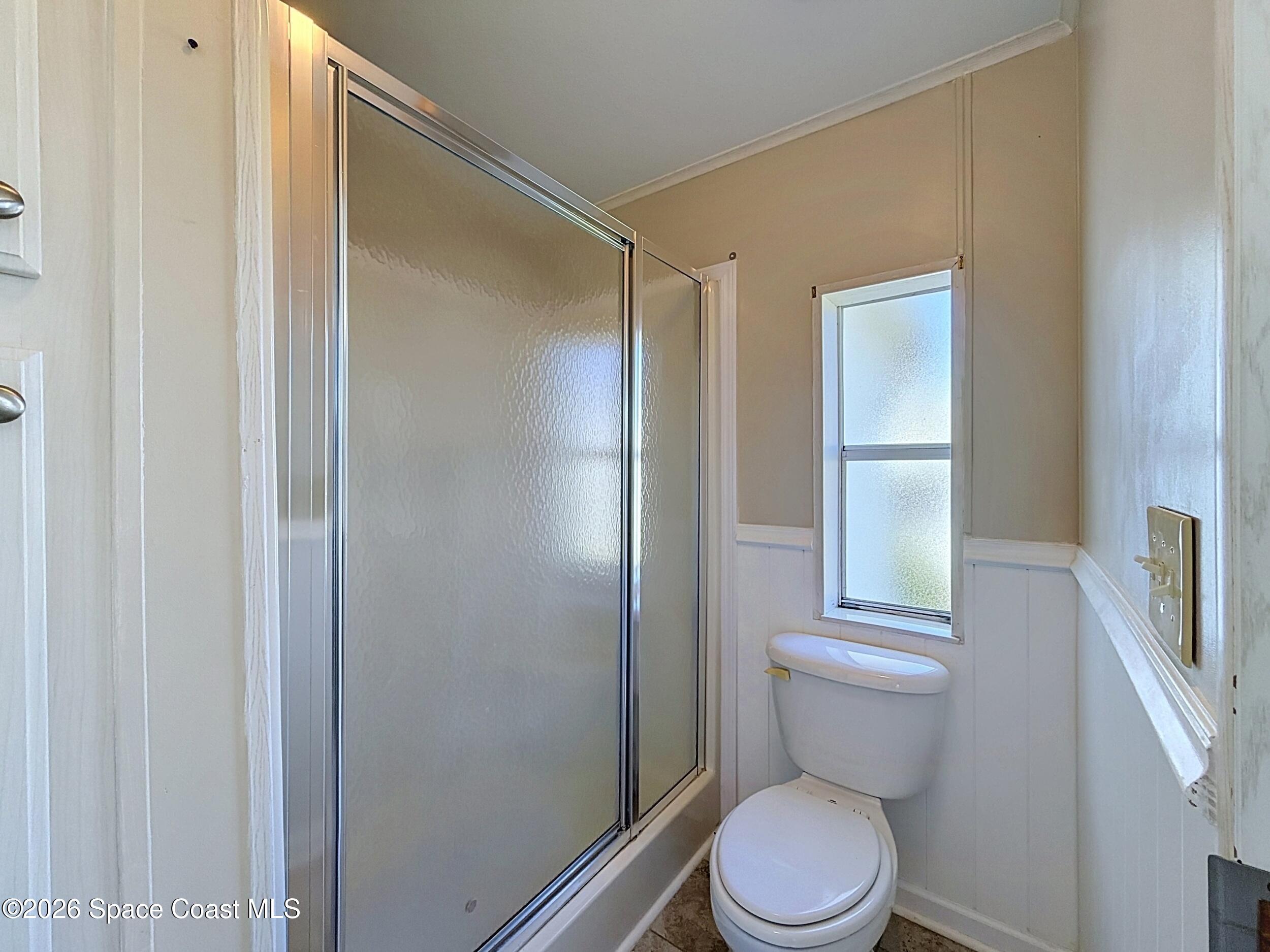 646 Periwinkle Circle Property Photo 13