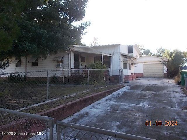3431 Populatic Street Property Photo 1