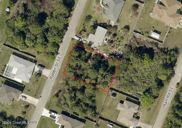 1368 Rabbit Street SE Property Photo 1