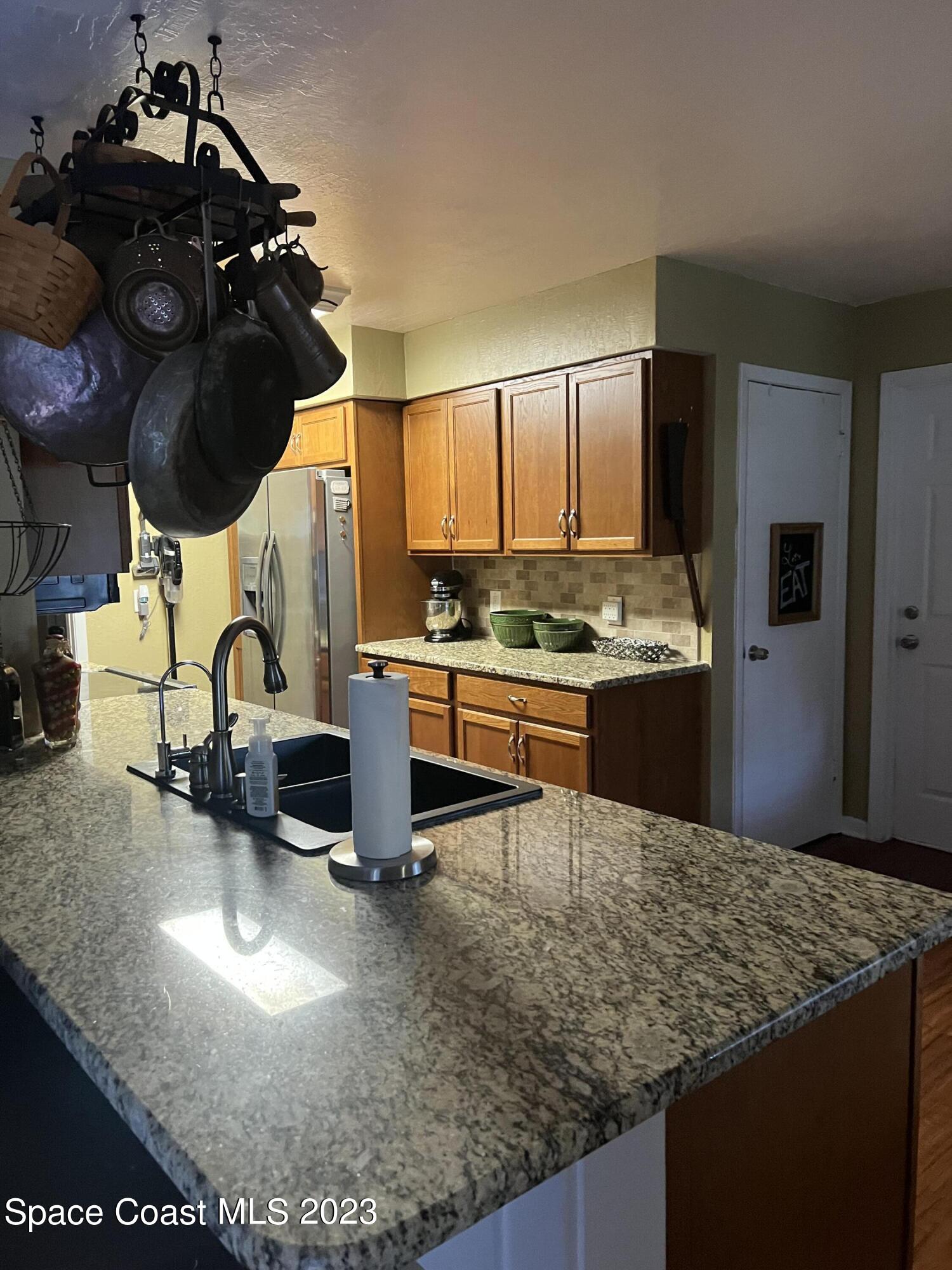 6922 Babcock Street Se Property Photo 12