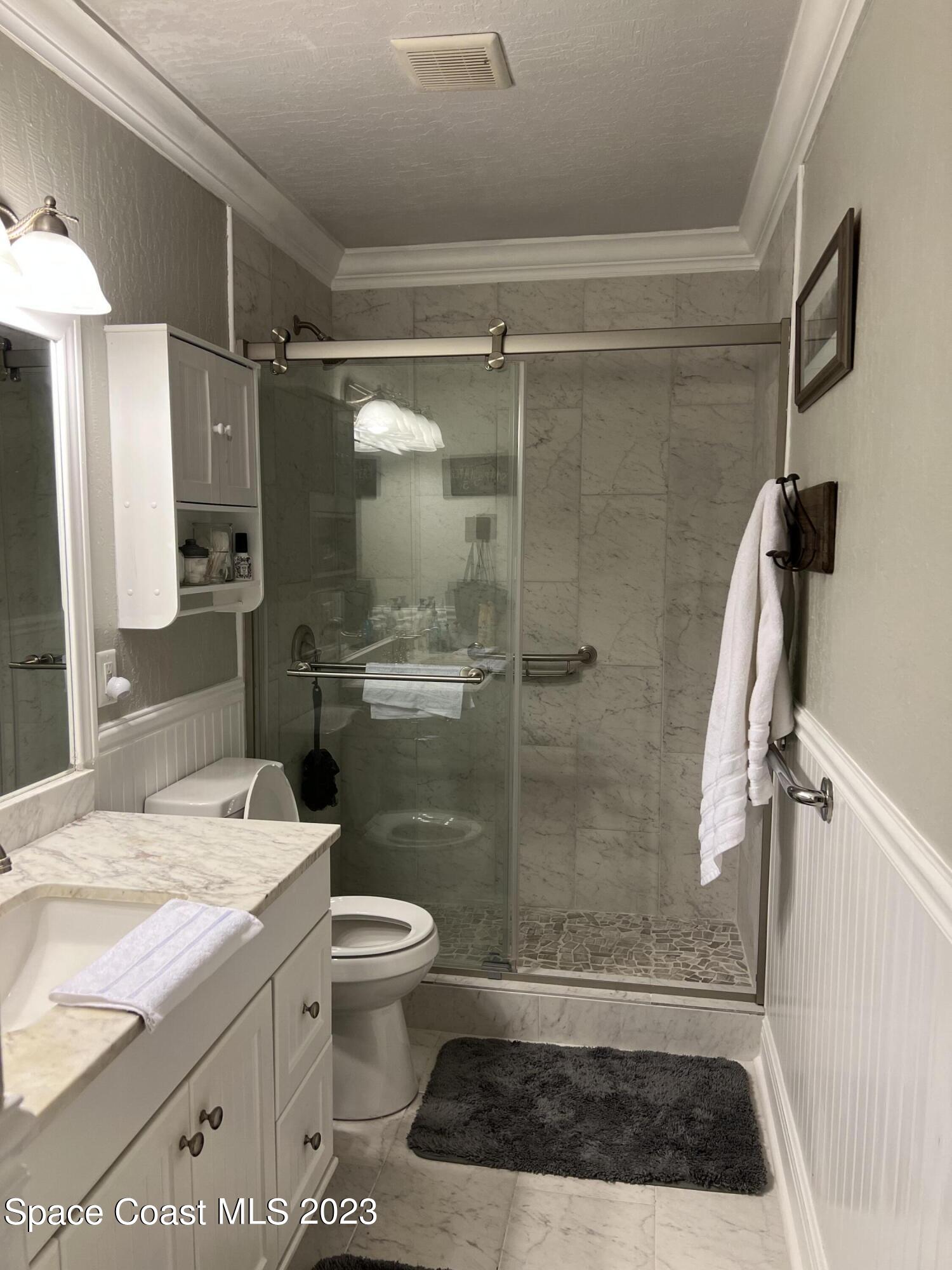 6922 Babcock Street Se Property Photo 14