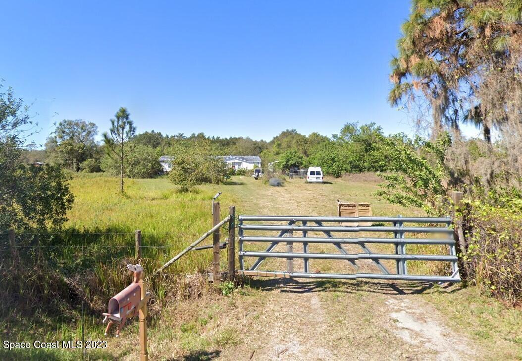 1240 Hackney Road Property Photo 4