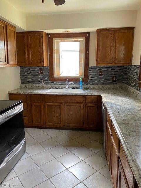 227 Hollywood Ave Property Photo 7