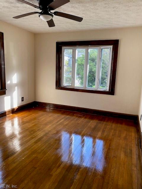 227 Hollywood Ave Property Photo 18