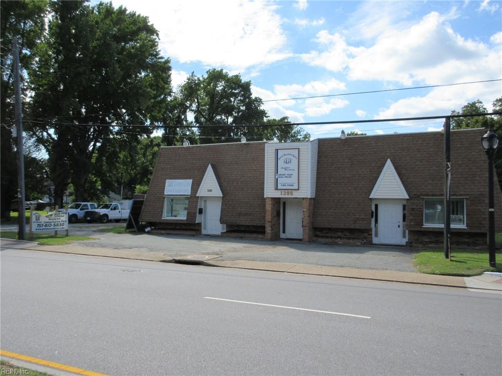 1283 N King St Property Photo 1