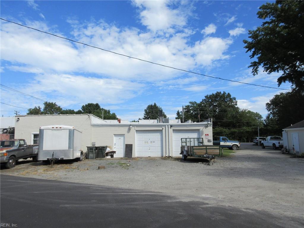 1283 N King St Property Photo 7