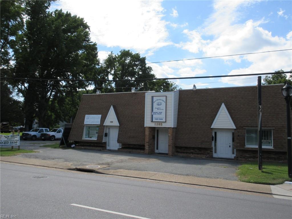 1283 N King St Property Photo 11
