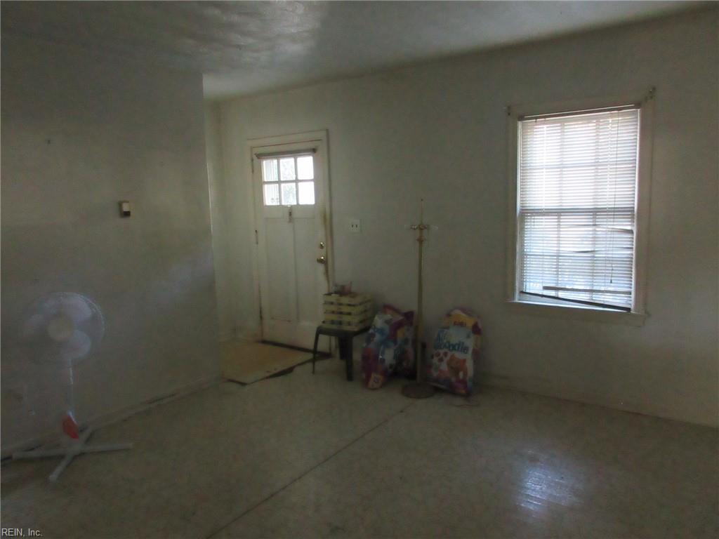 58 Ripley St Property Photo 11