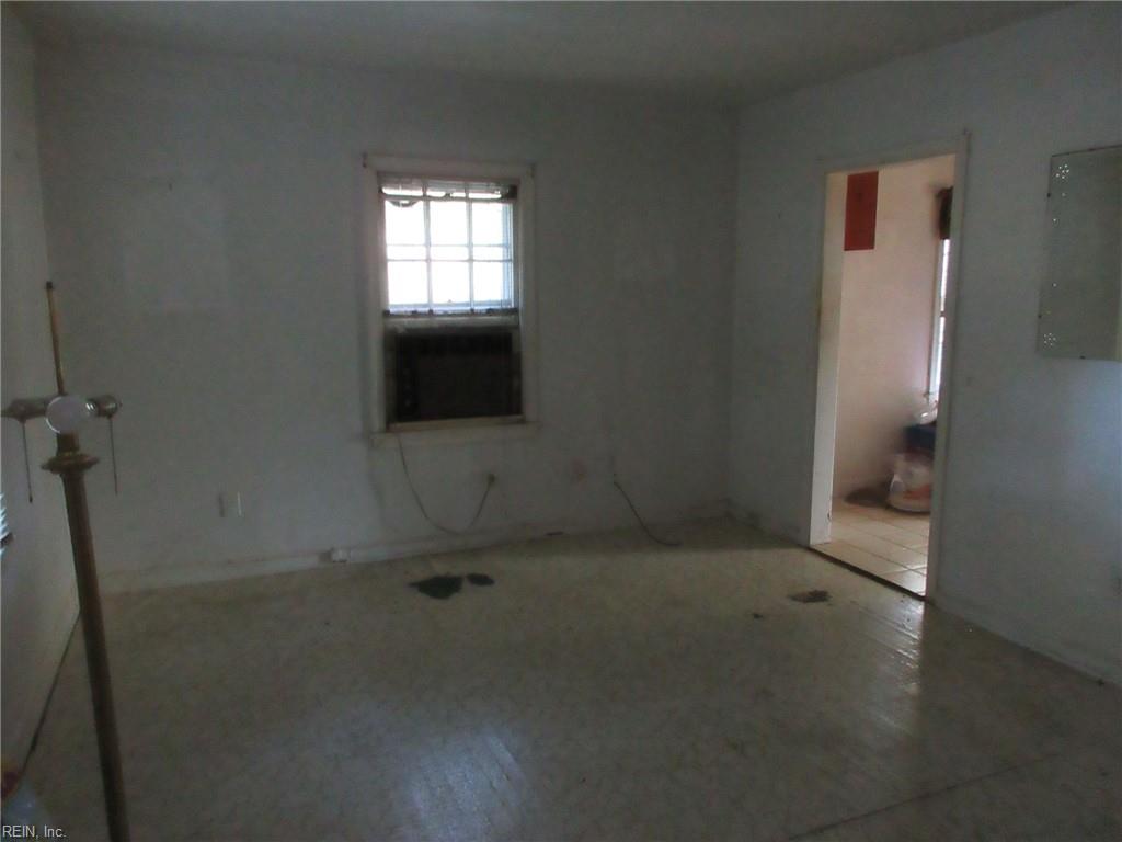 58 Ripley St Property Photo 12