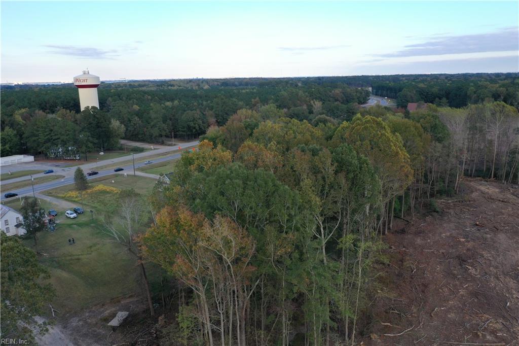 22056 Brewers Neck Blvd Property Photo 4