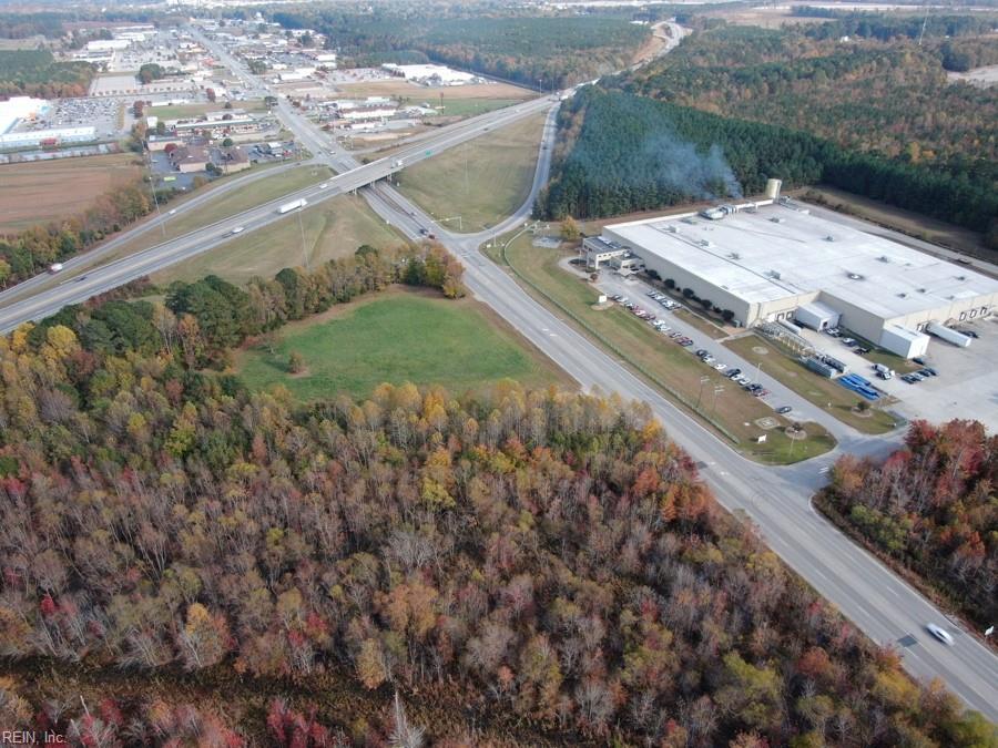 8.2acs General Thomas Hwy Property Photo 3