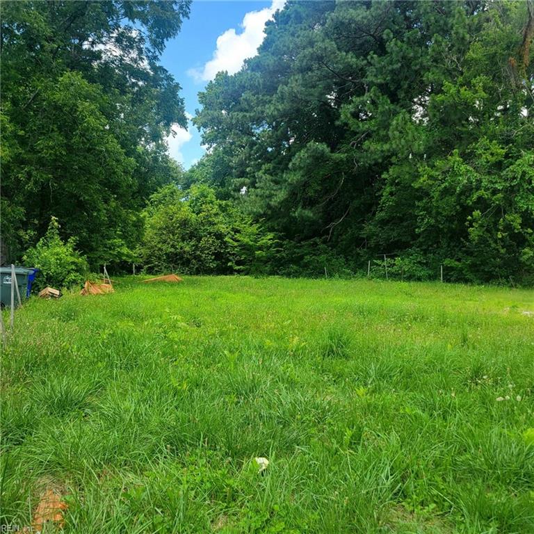 852 Philpotts Rd Property Photo 1