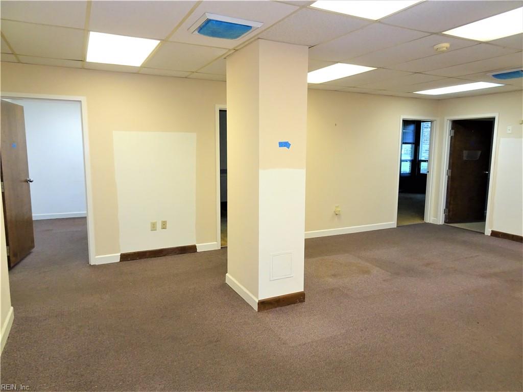 12515 Warwick Blvd Property Photo 21
